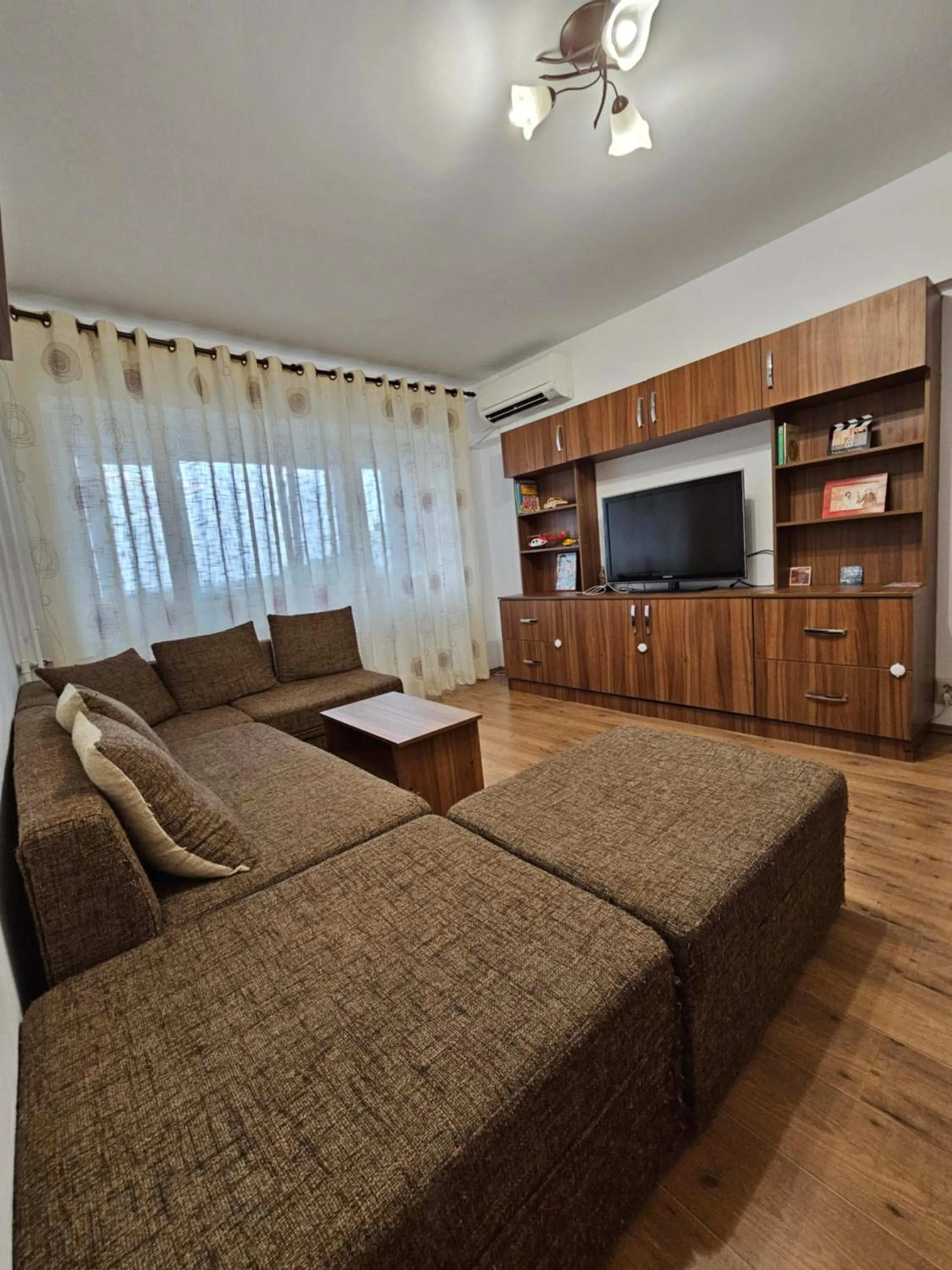 Authorised 2BR Apt near CityCenter - 1 parking lot