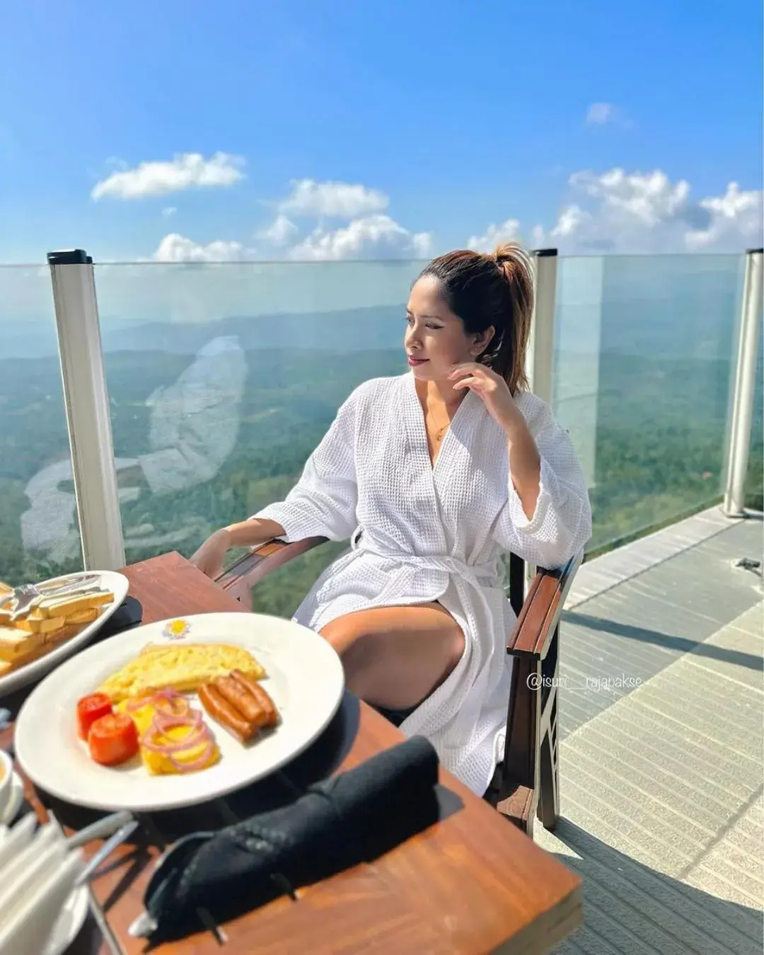 King Room with Mountain View - single occupancy in A'Lankaa Resorts & Spa King Room with Mountain View - single occupancy in A'Lankaa Resorts & Spa