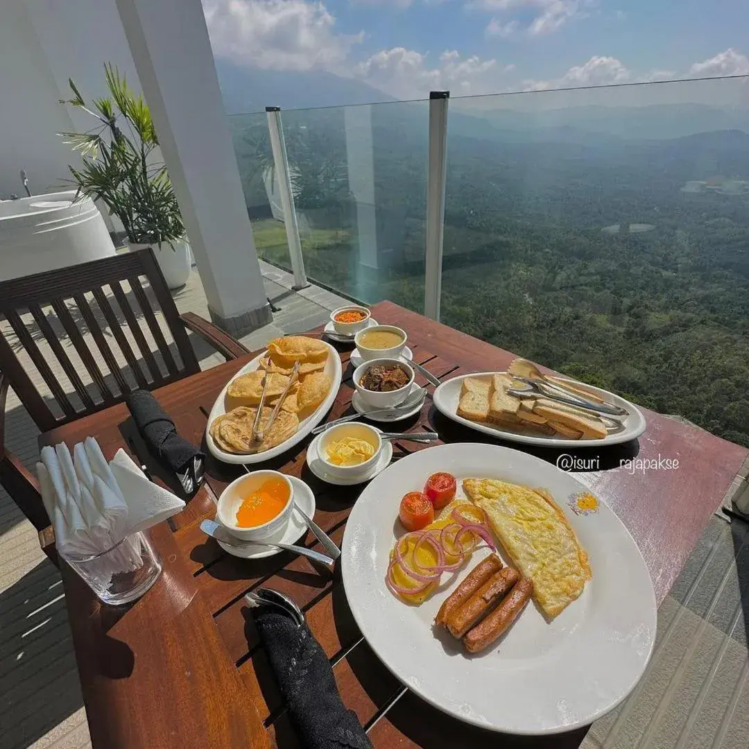 Food and drinks in A'Lankaa Resorts & Spa Food and drinks in A'Lankaa Resorts & Spa