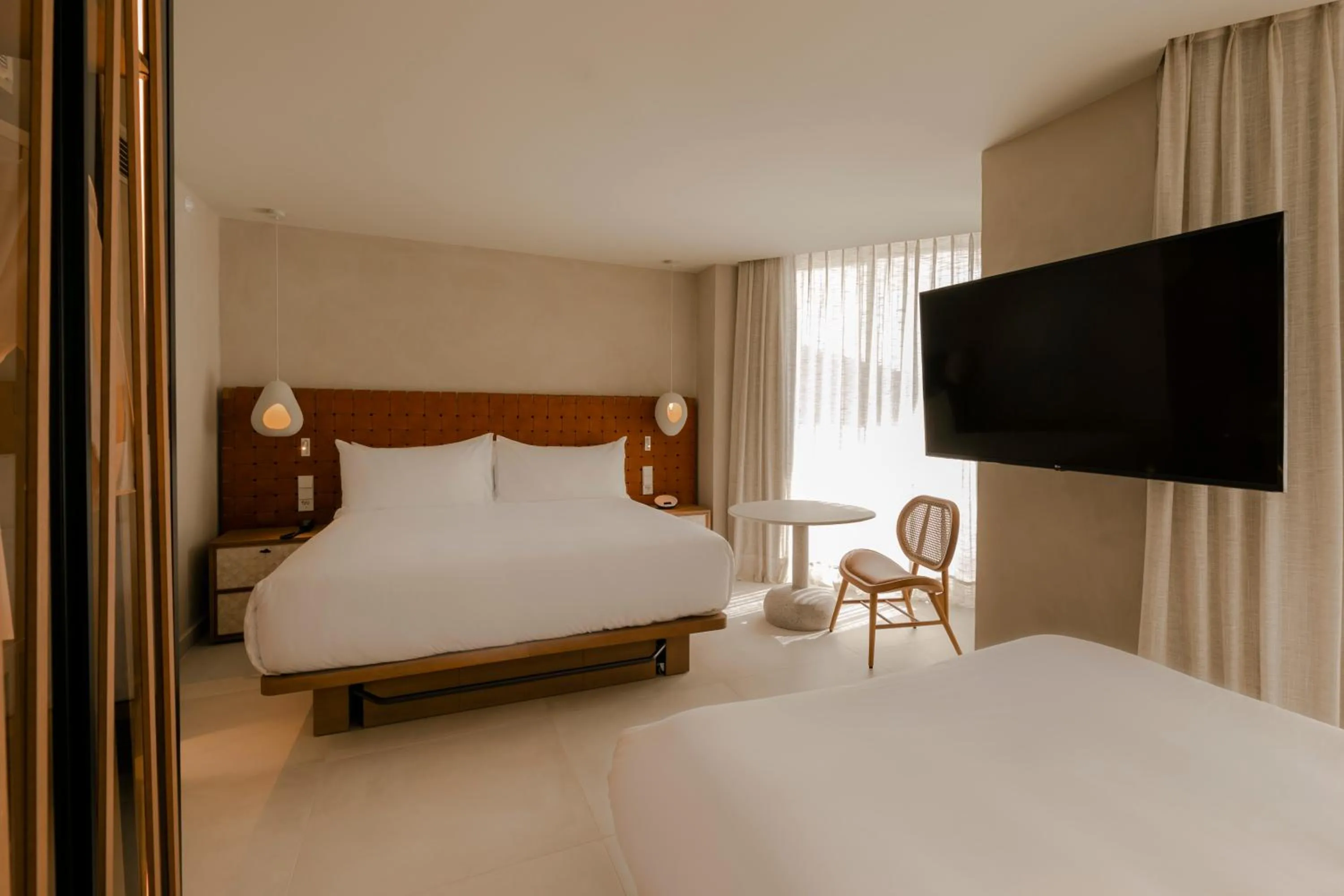 Photo of the whole room, Bed in Mondrian Ibiza