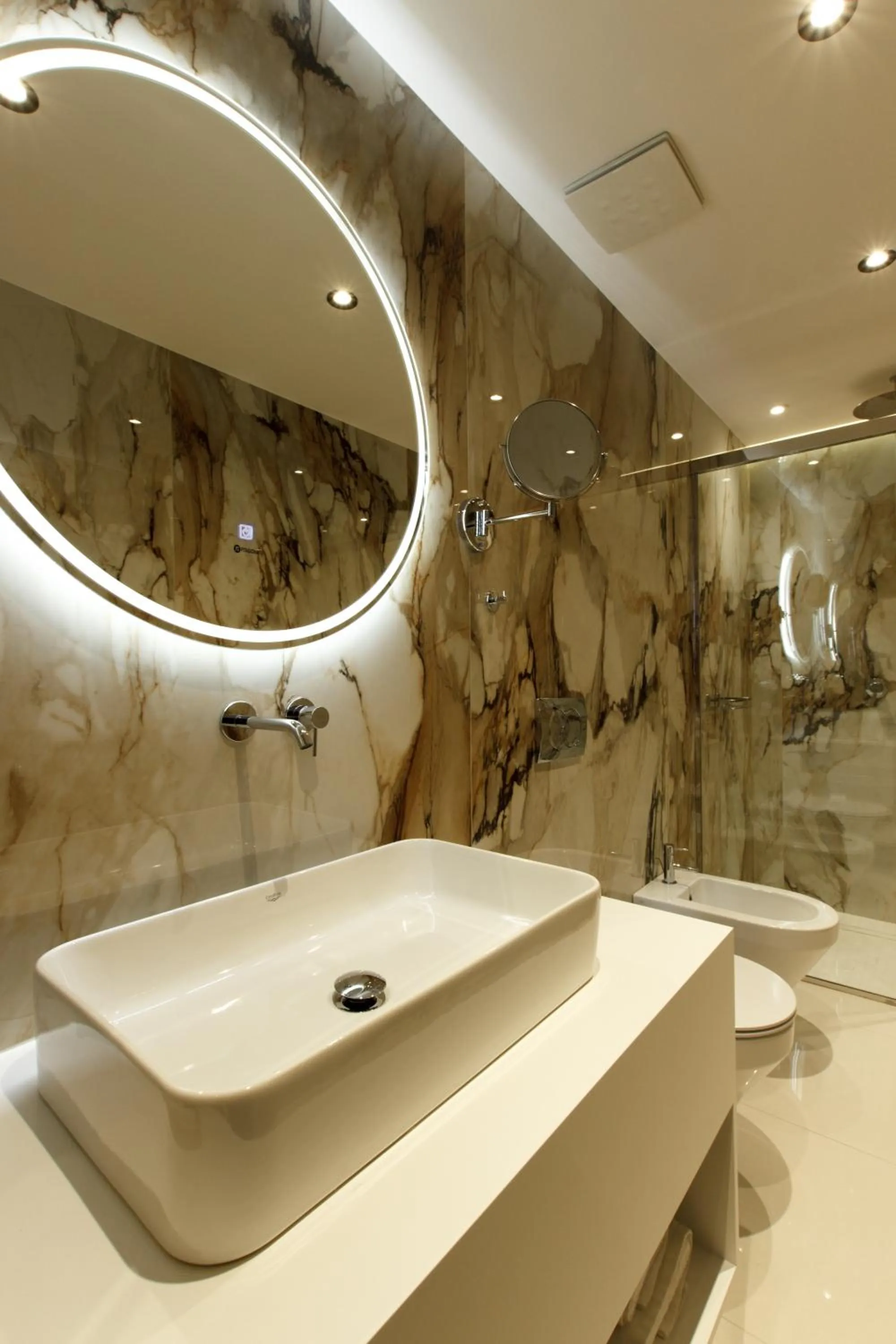 Shower in Caramel Boutique Hotel