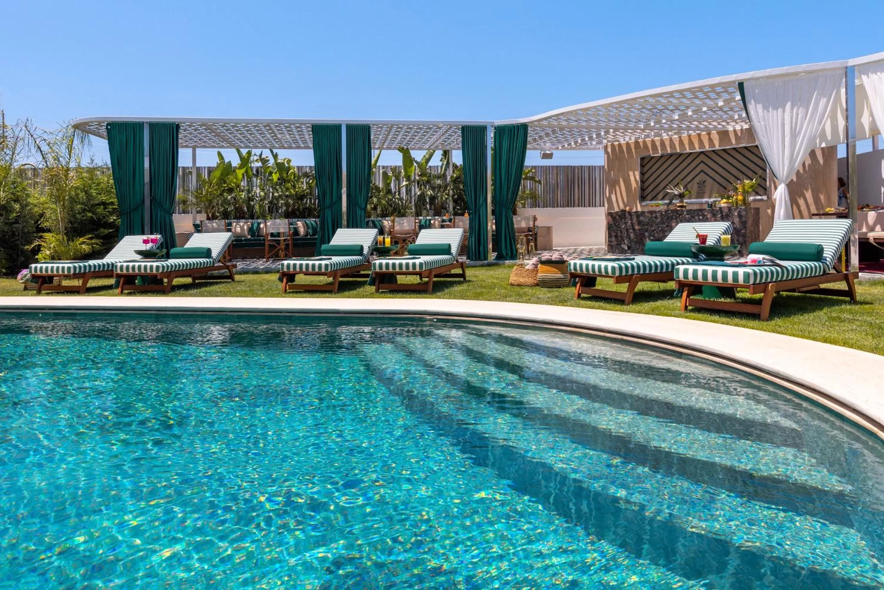 Pool view in Voger Alaçatı Prive