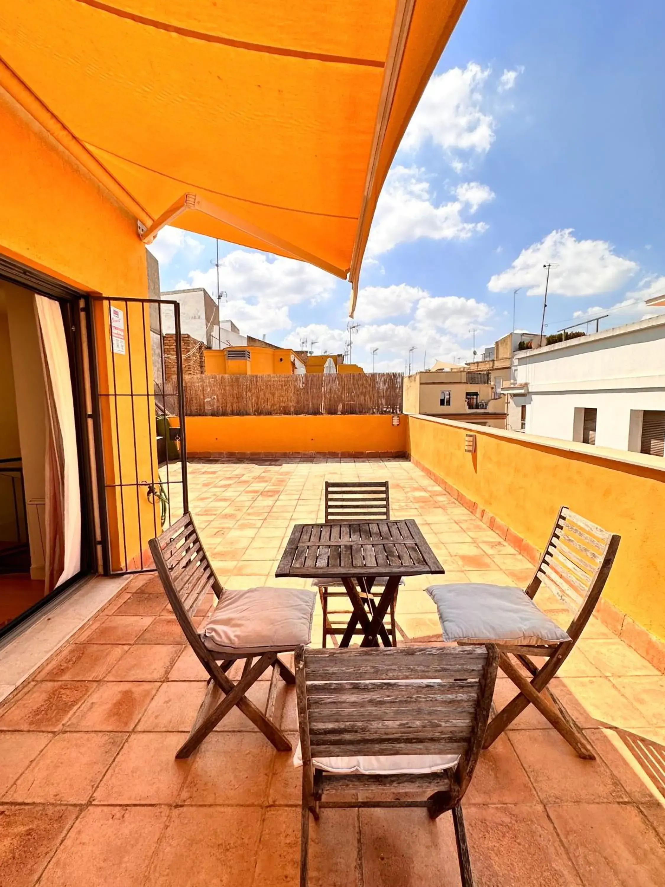 Penthouse near cathedral private rooftop Private Parking Penthouse near cathedral private rooftop Private Parking