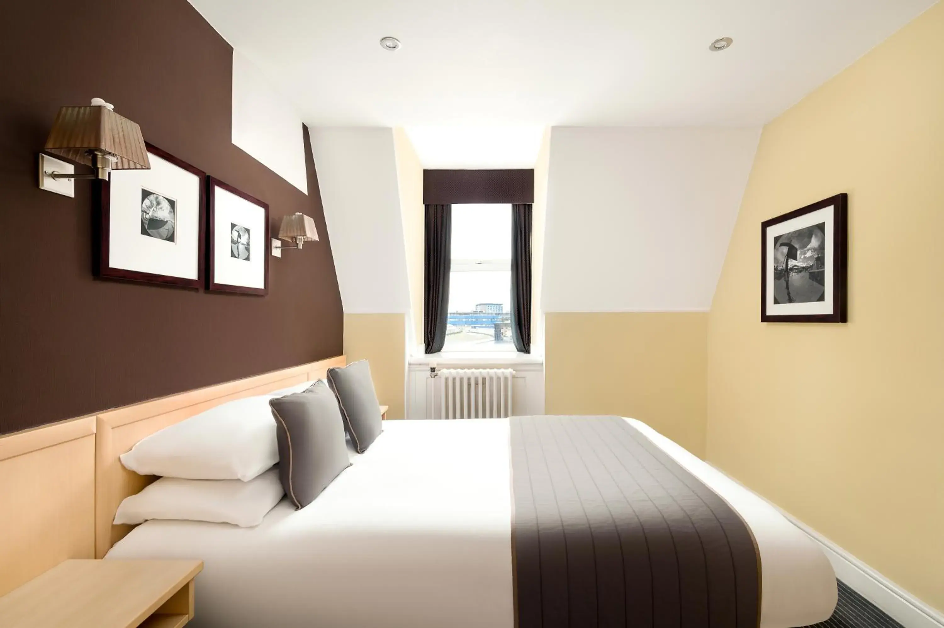 Double Room in Royal Station Hotel- Part of the Cairn Collection Double Room in Royal Station Hotel- Part of the Cairn Collection