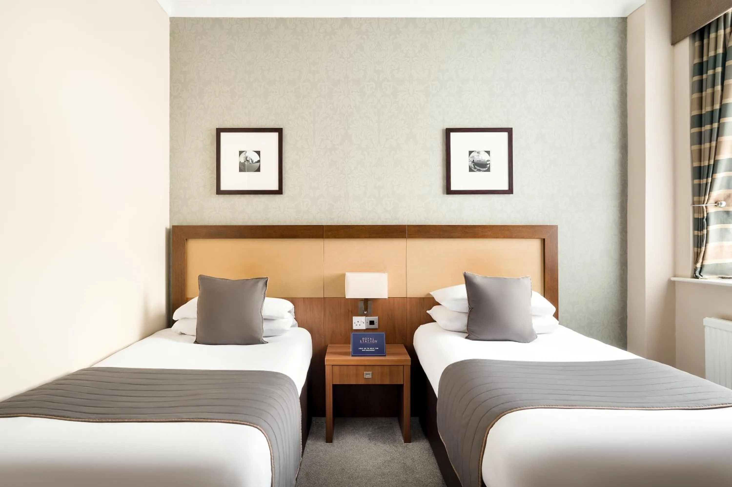 Bedroom, Bed in Royal Station Hotel- Part of the Cairn Collection