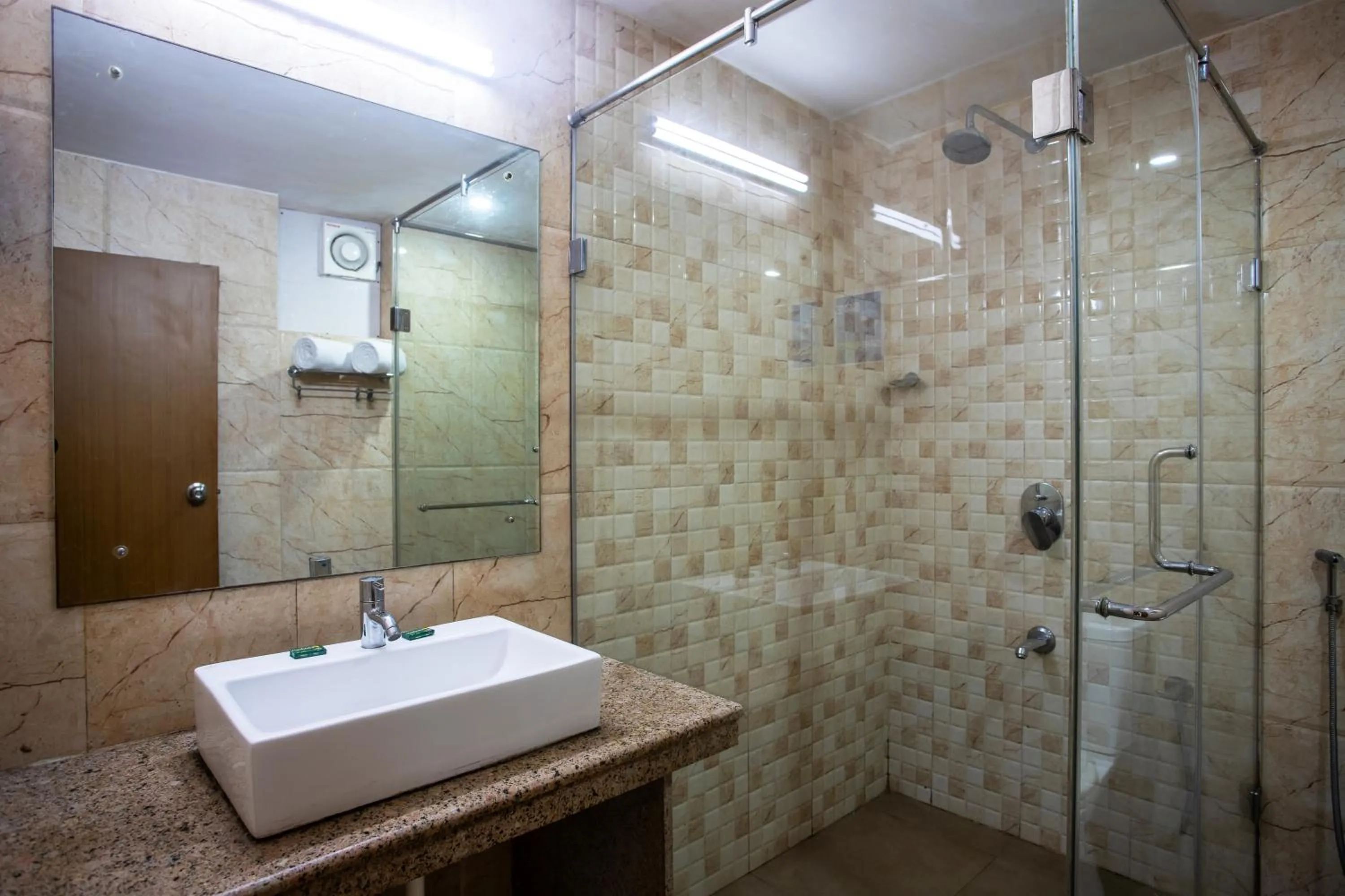 Bathroom in Silver Sands Sunshine - Angaara