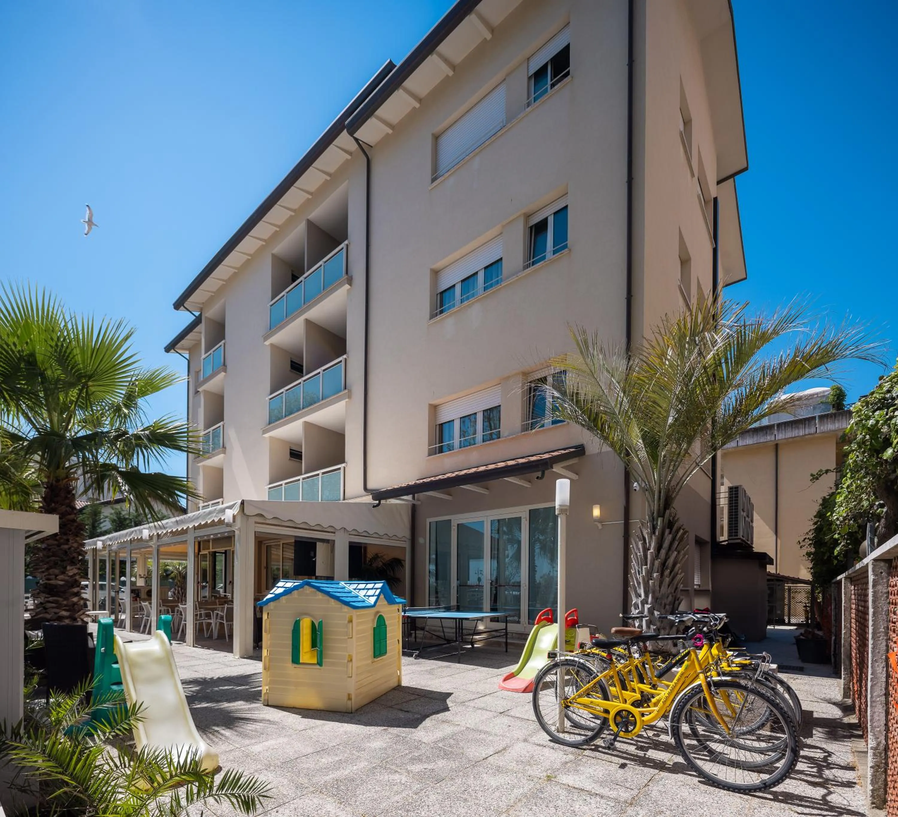 Property building in Hotel Altamarea Cesenatico