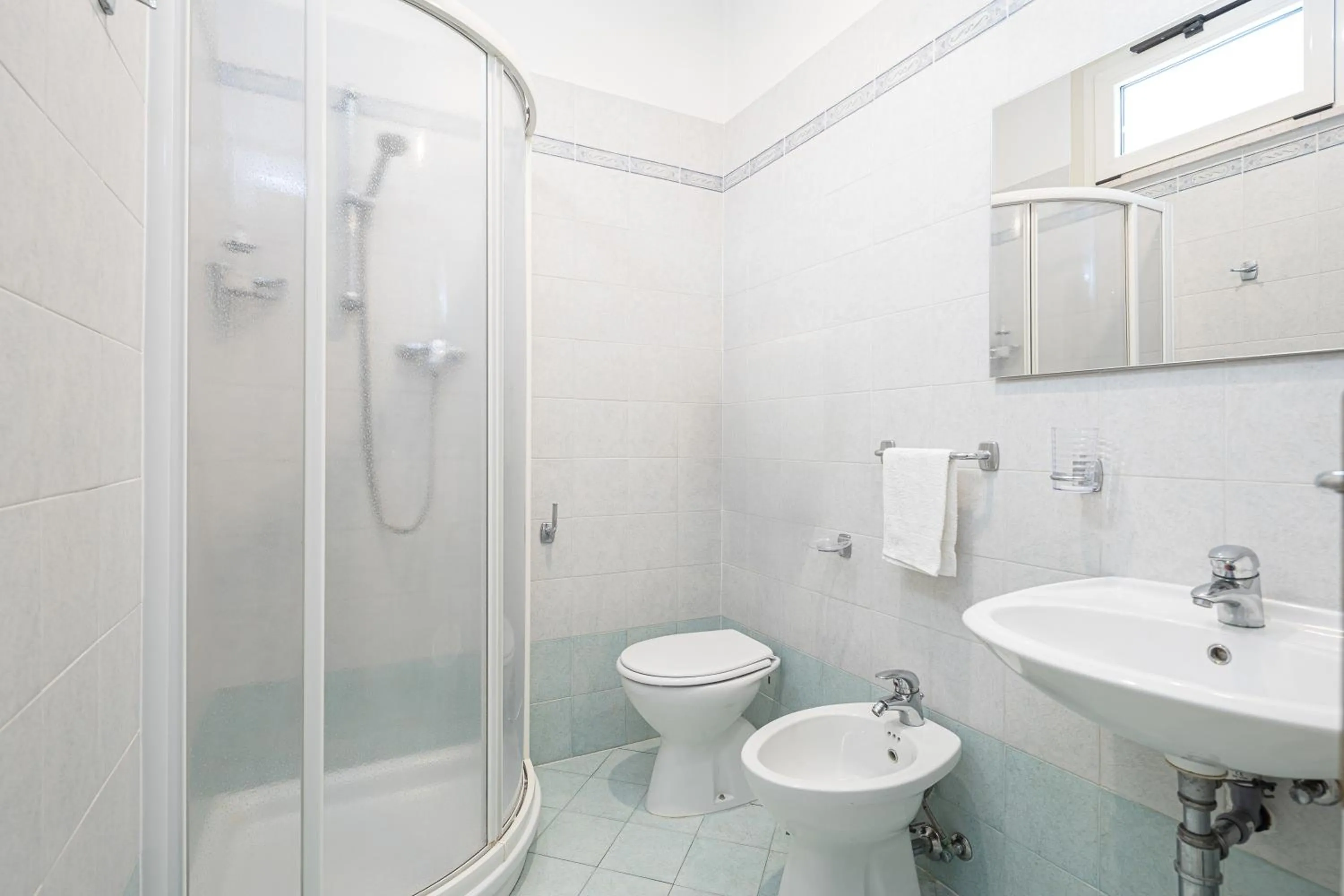 Toilet in Hotel Altamarea Cesenatico