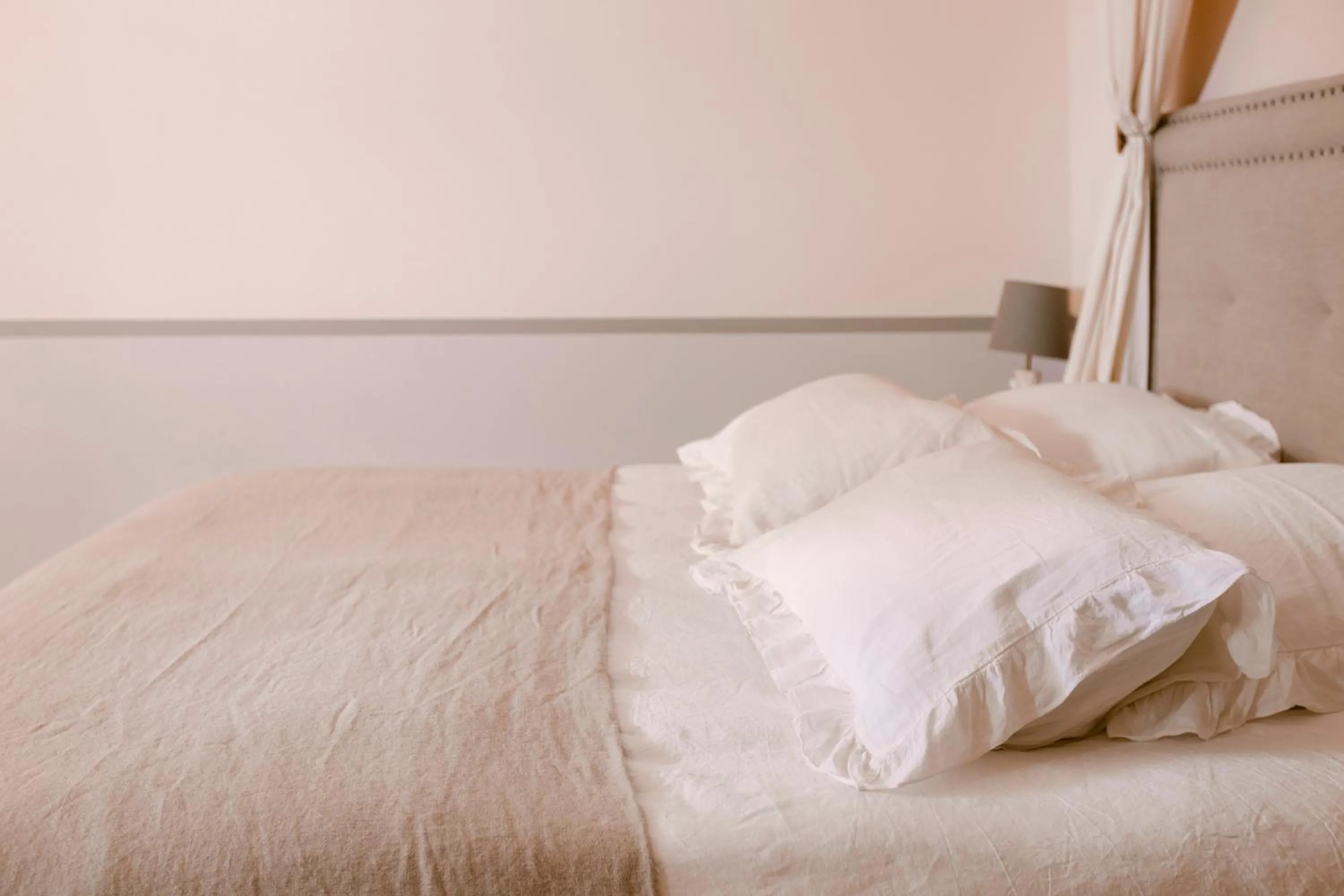 Bed in Château La Bruguière