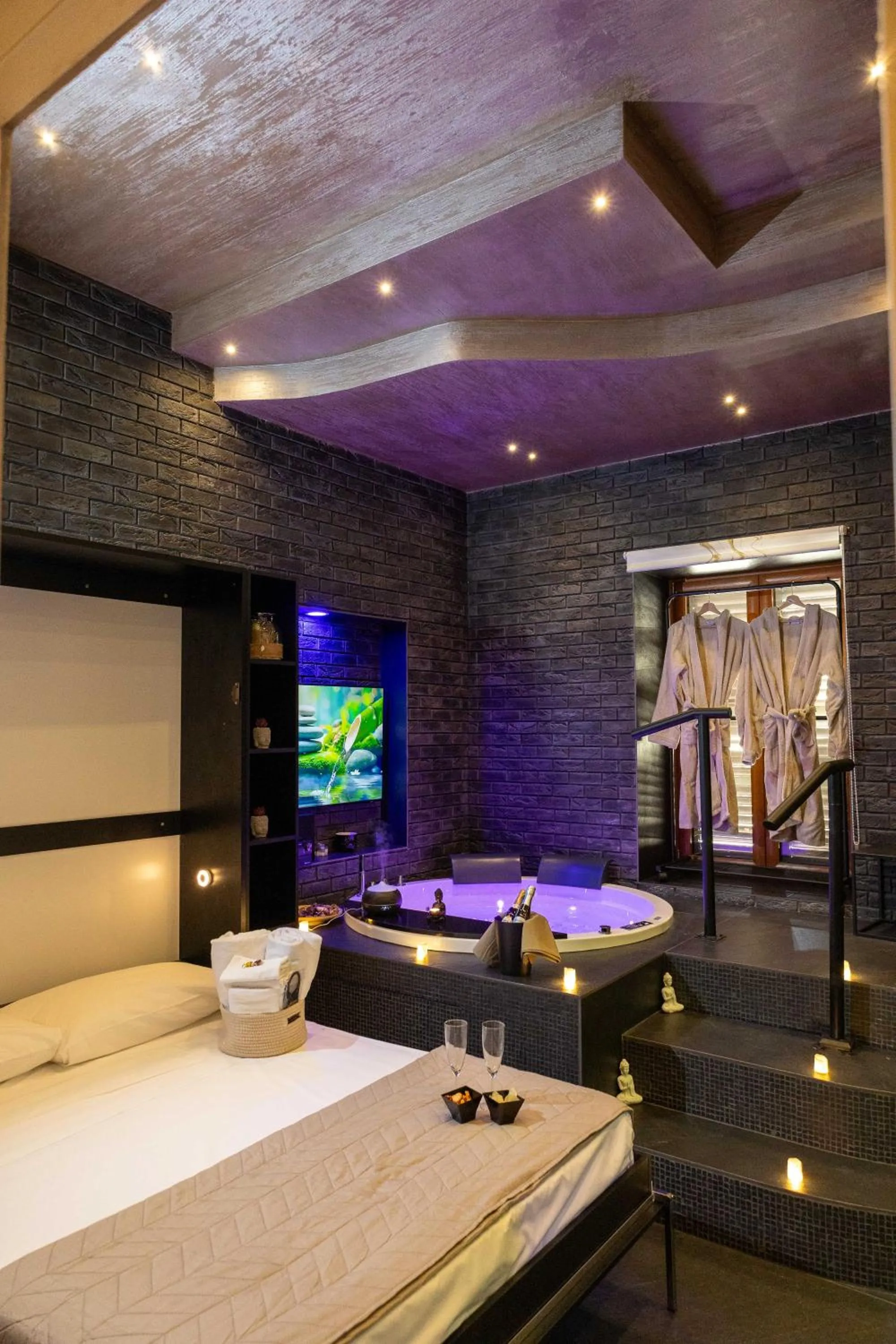 TV and multimedia, Bed in Lungomare Suite & Spa