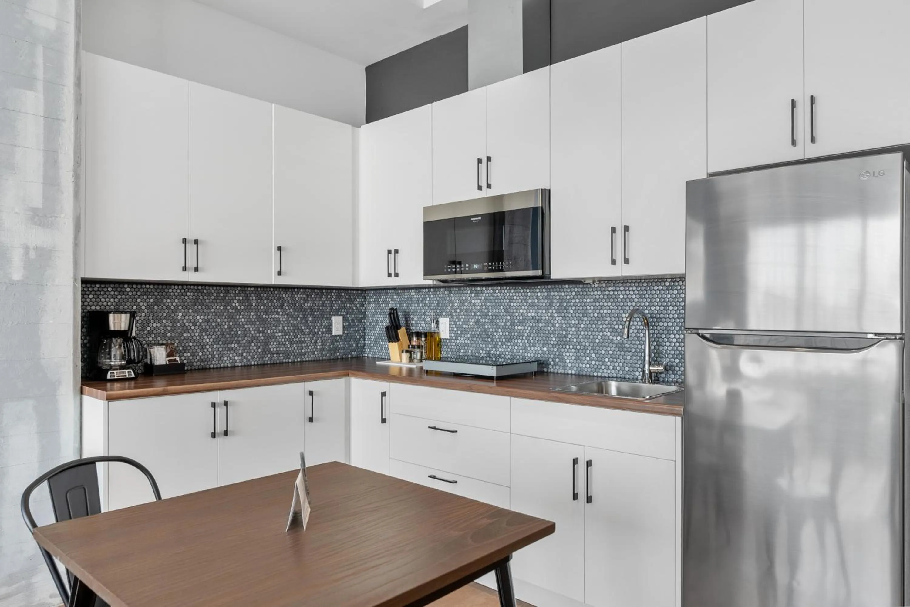 kitchen in Cannery Lofts Niagara