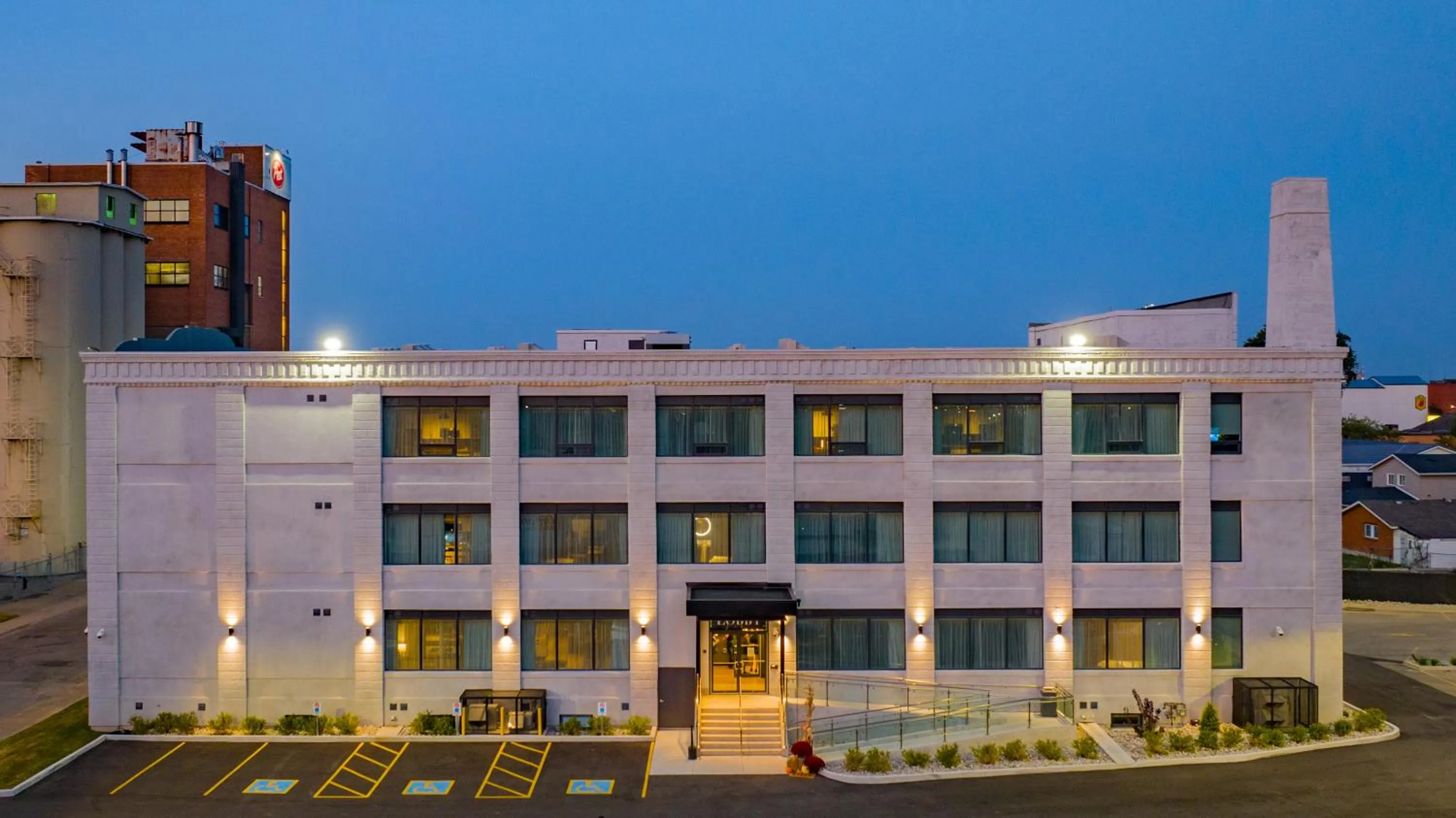 Property building in Cannery Lofts Niagara