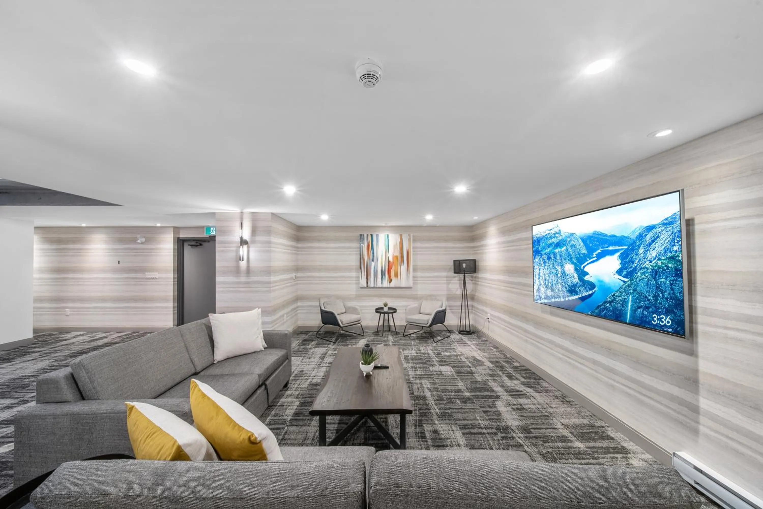 Communal lounge/ TV room in Cannery Lofts Niagara