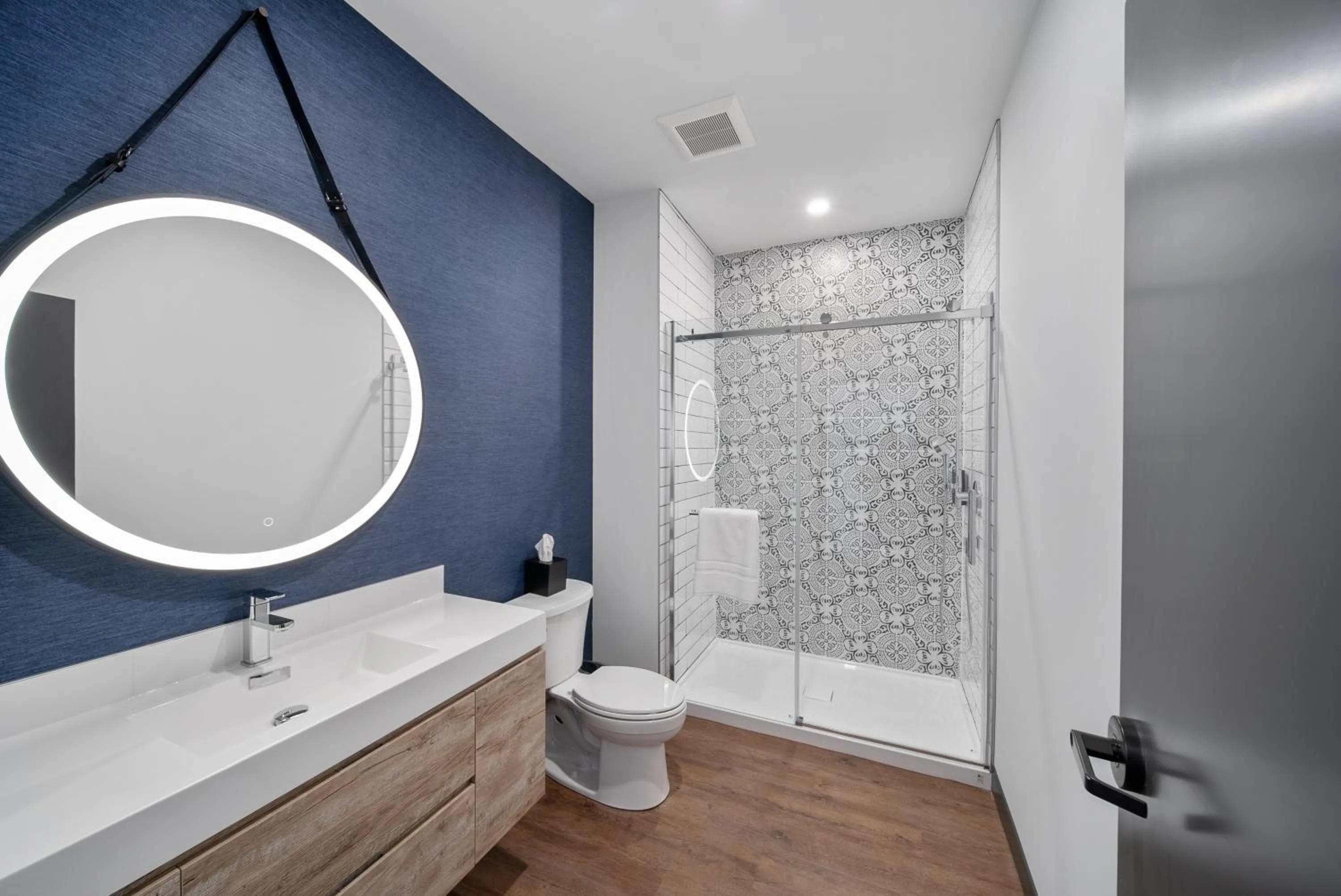 Bathroom in Cannery Lofts Niagara