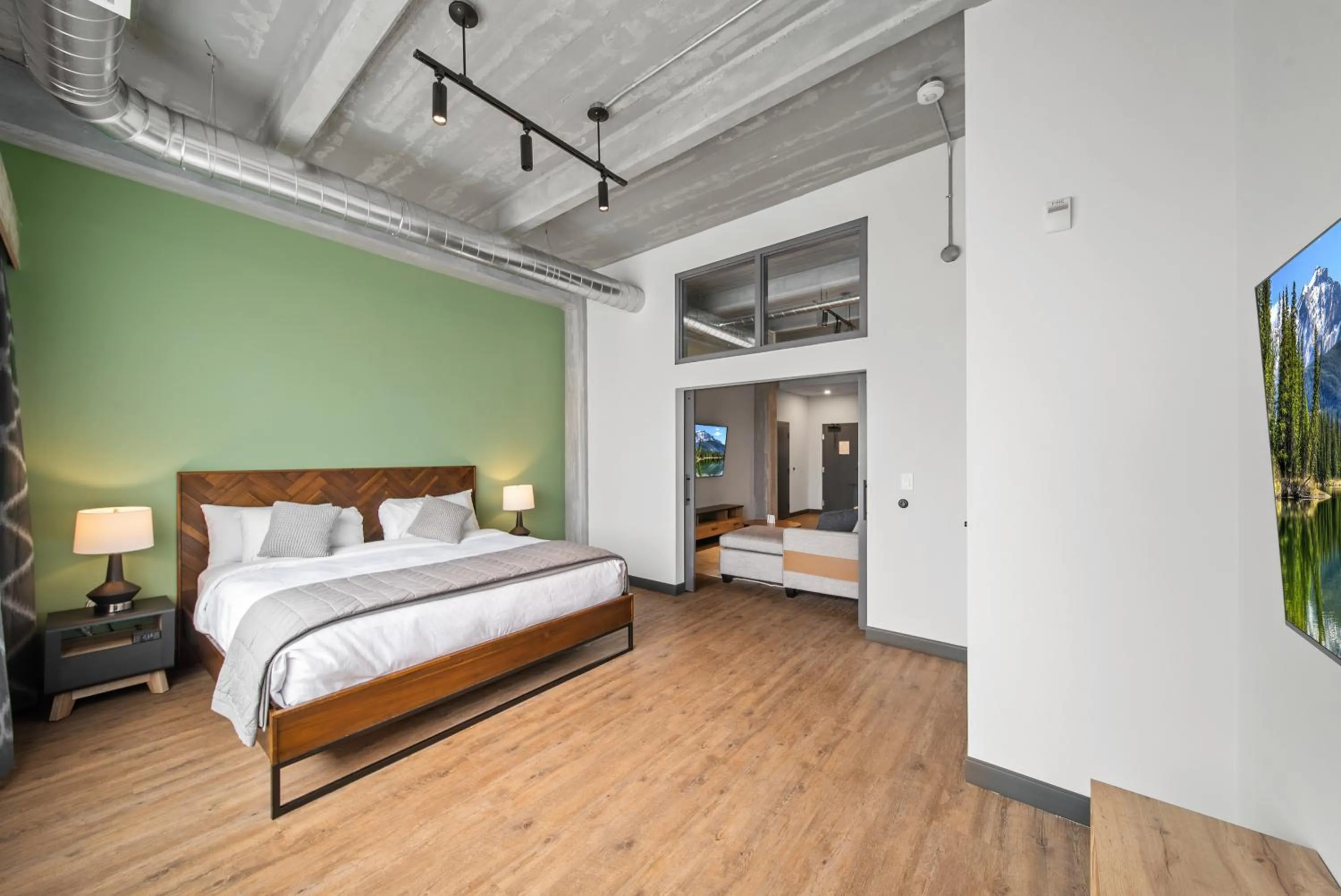 Bedroom, Bed in Cannery Lofts Niagara