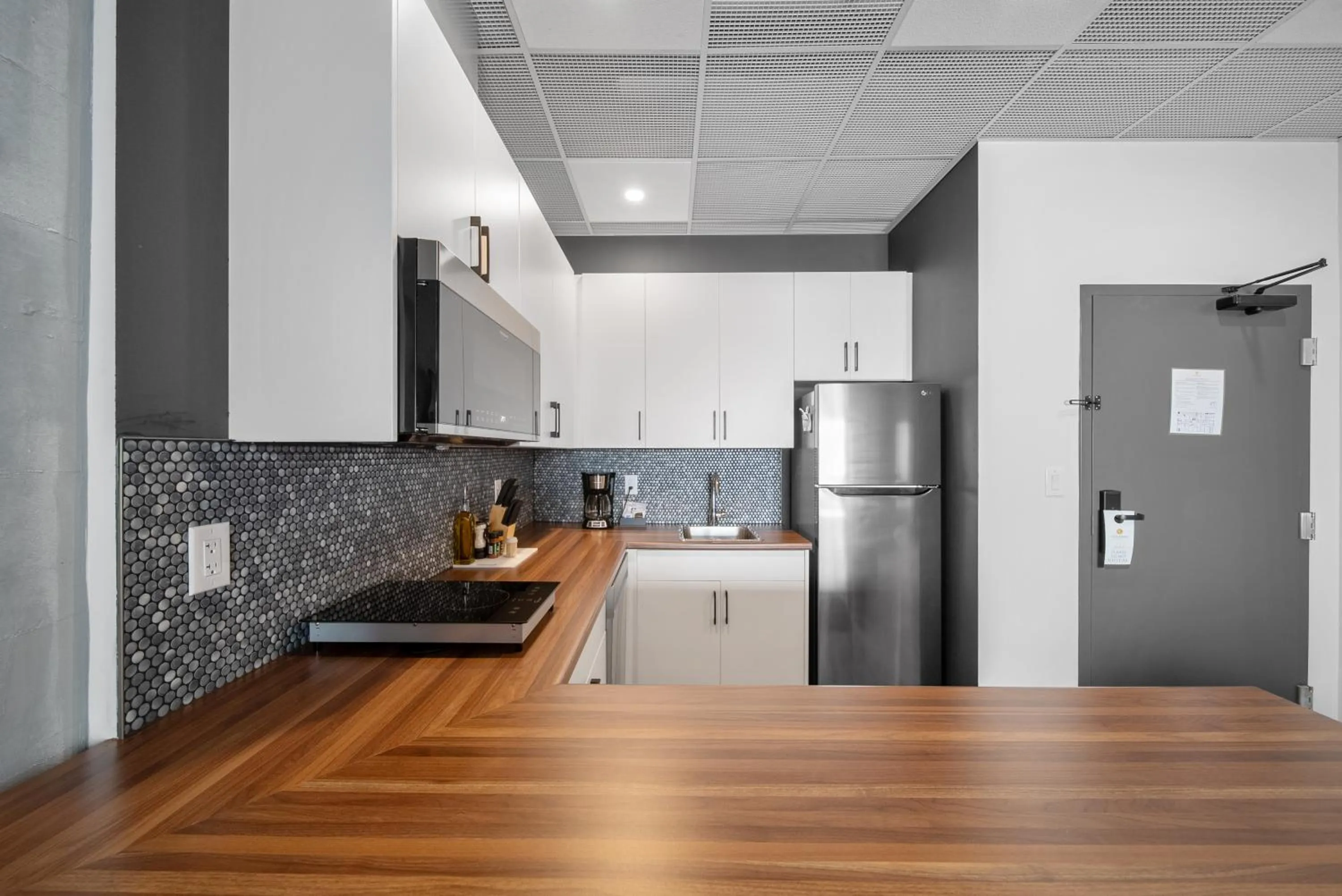 kitchen in Cannery Lofts Niagara