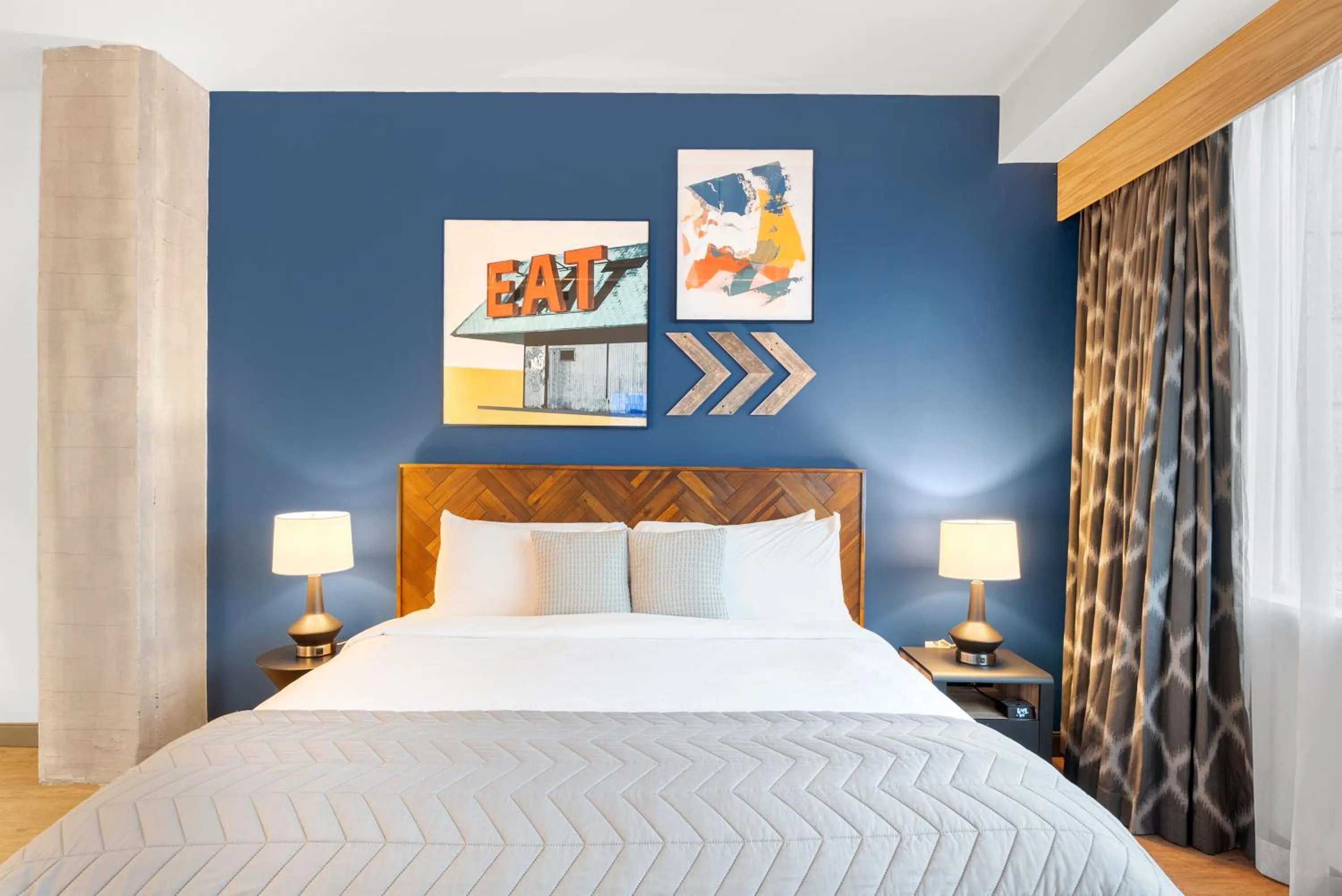 Bed in Cannery Lofts Niagara