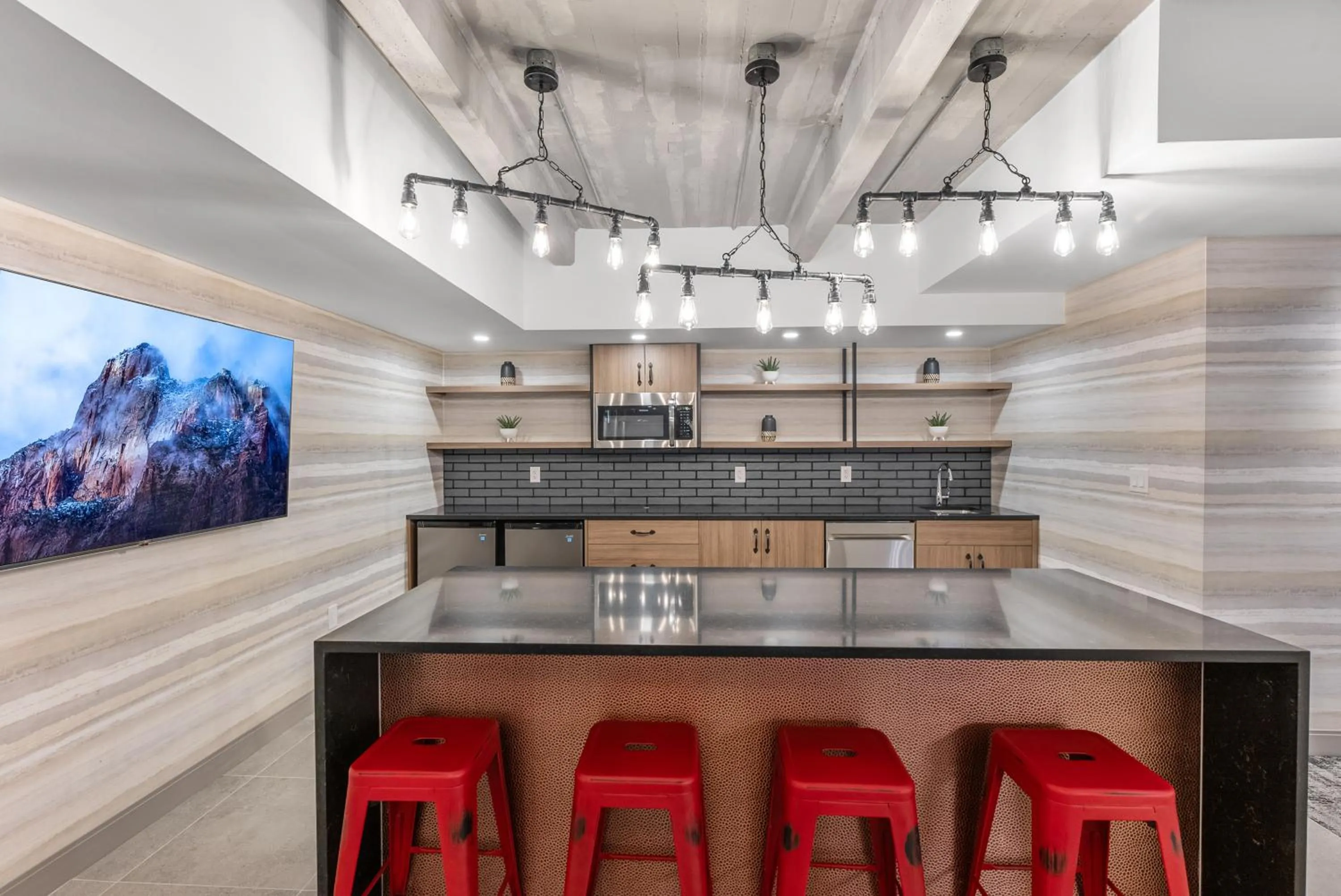 Communal lounge/ TV room in Cannery Lofts Niagara