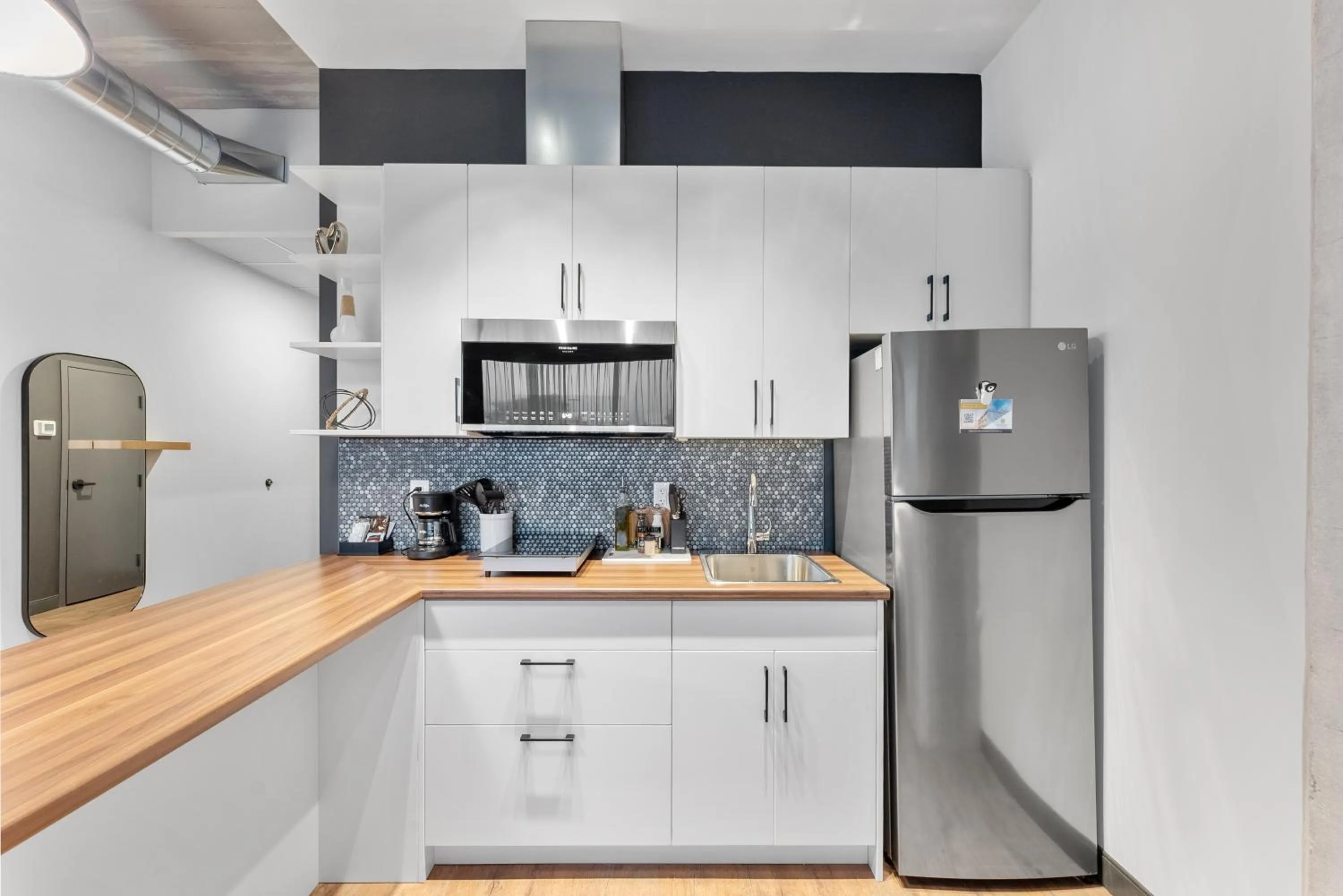 kitchen in Cannery Lofts Niagara