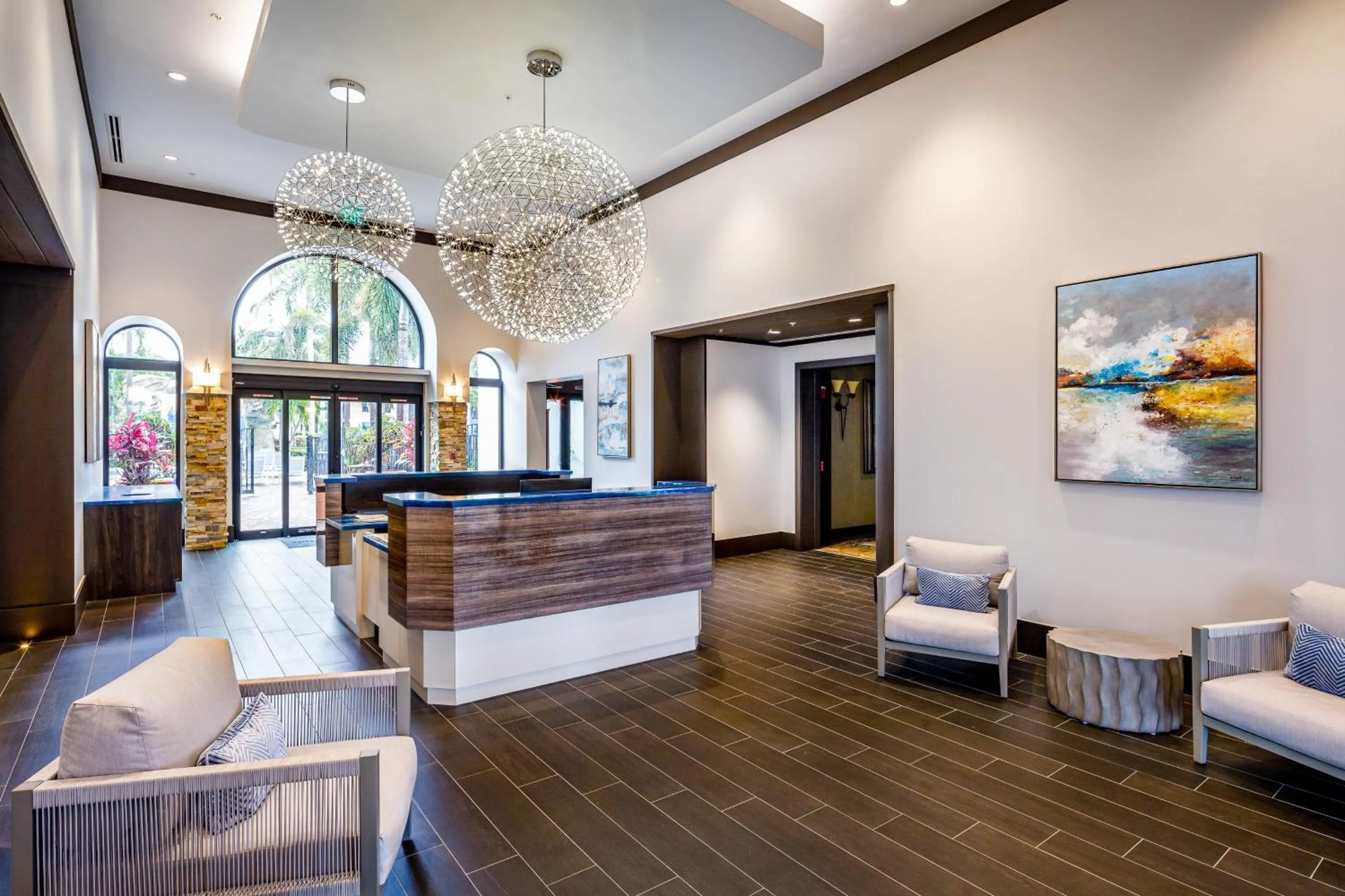 Lobby/Reception in Naples Bay Resort The Cottages