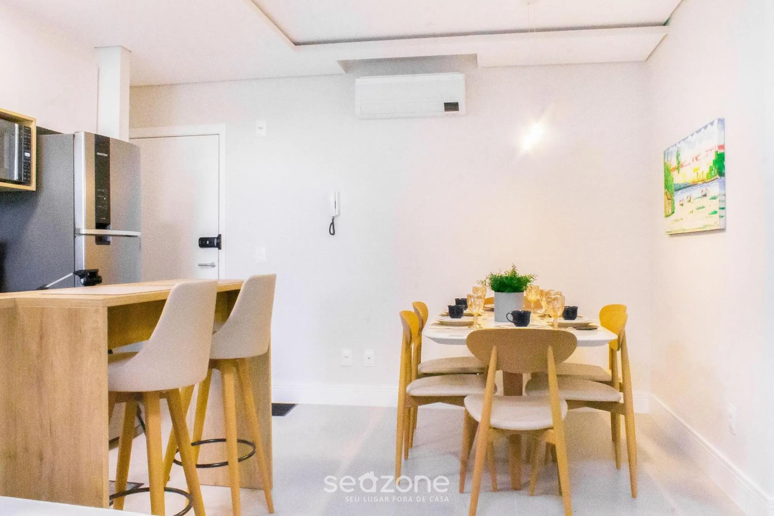 Living room in Apto moderno com piscina e churrasqueira CRR201