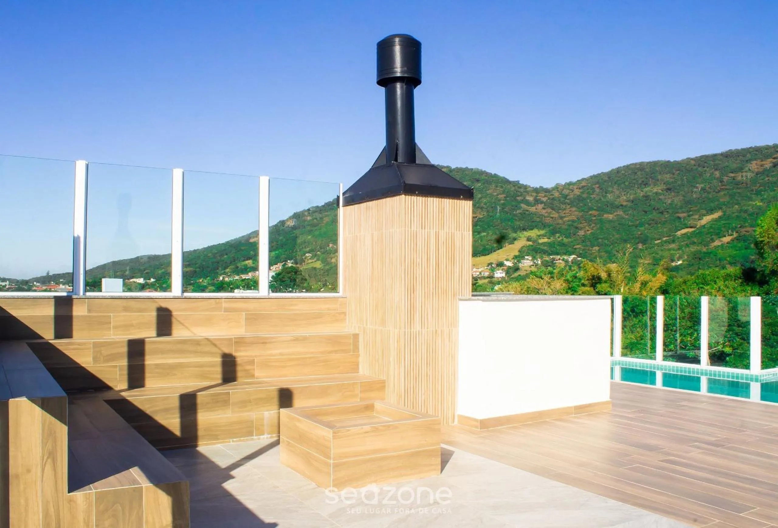 Swimming pool in Apto moderno com piscina e churrasqueira CRR201