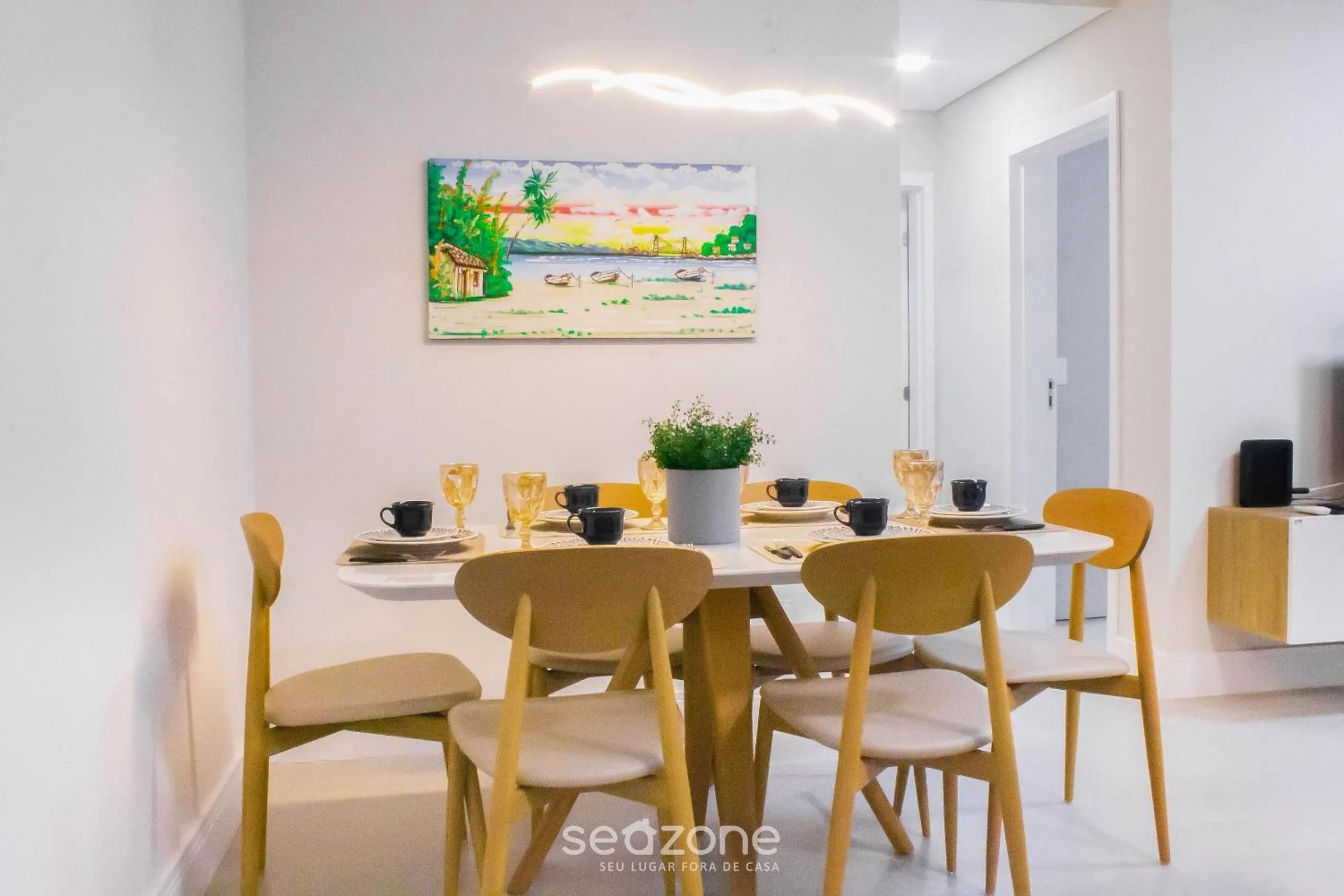 Dining area in Apto moderno com piscina e churrasqueira CRR201