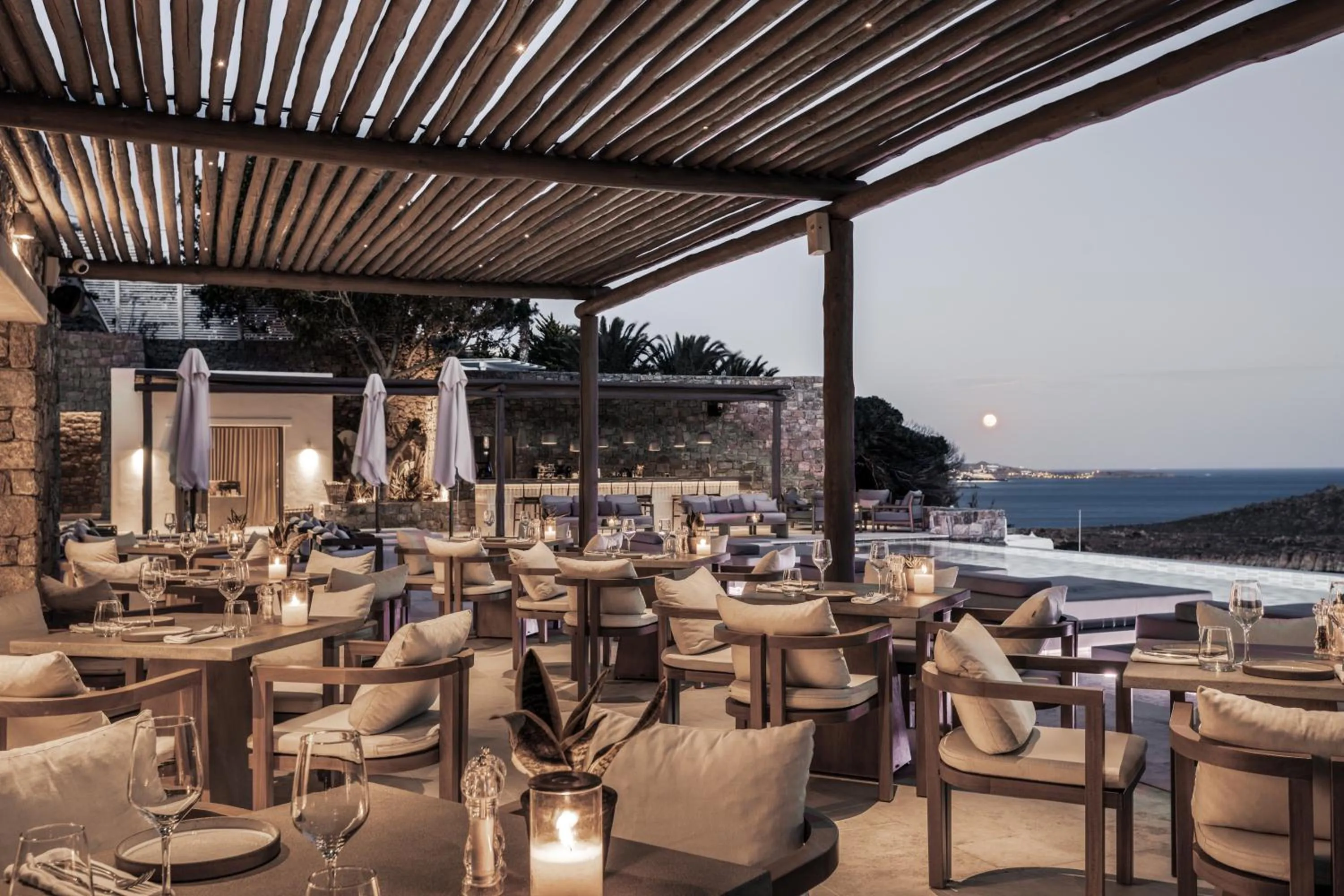 Restaurant/places to eat in Enigma Mykonos Hideaway Suites