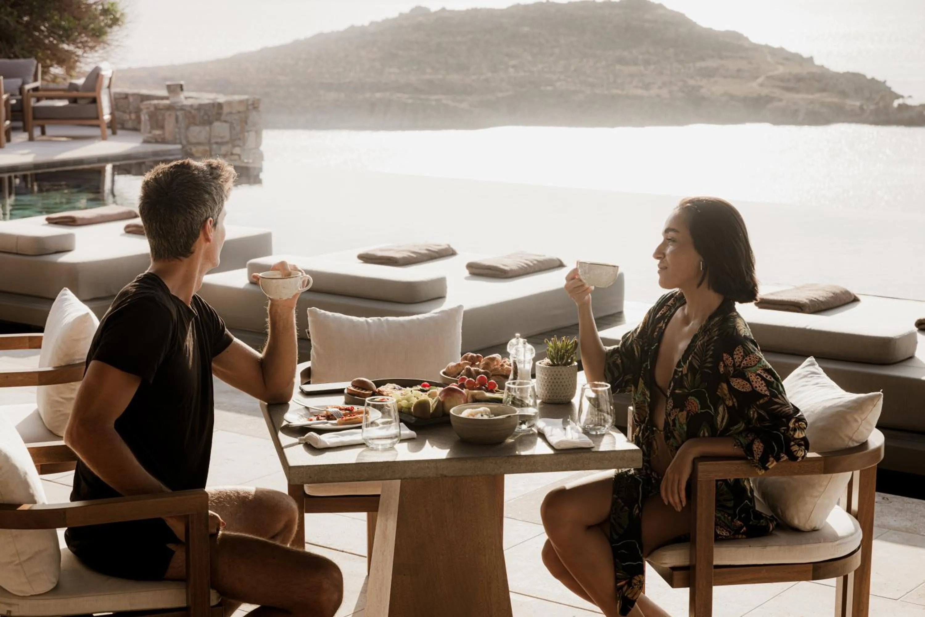 Restaurant/places to eat in Enigma Mykonos Hideaway Suites