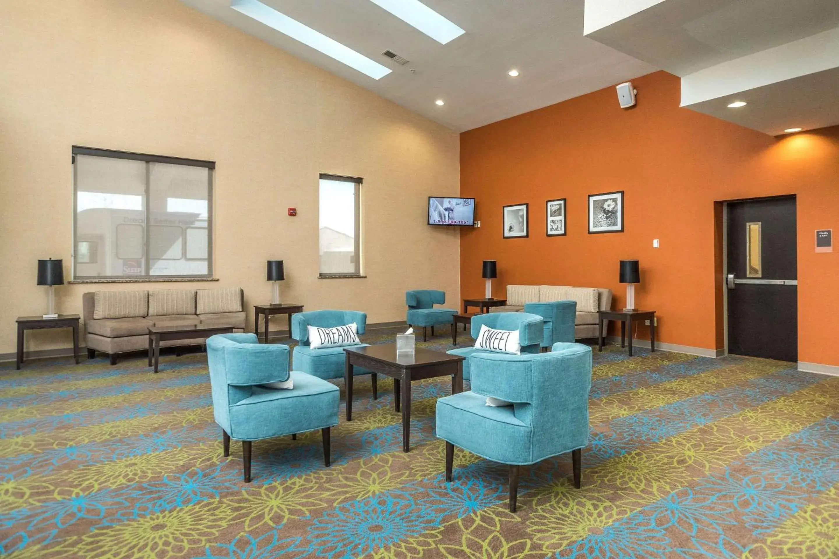 Lobby or reception in Sleep Inn & Suites And Conference Center Downtown Lobby or reception in Sleep Inn & Suites And Conference Center Downtown