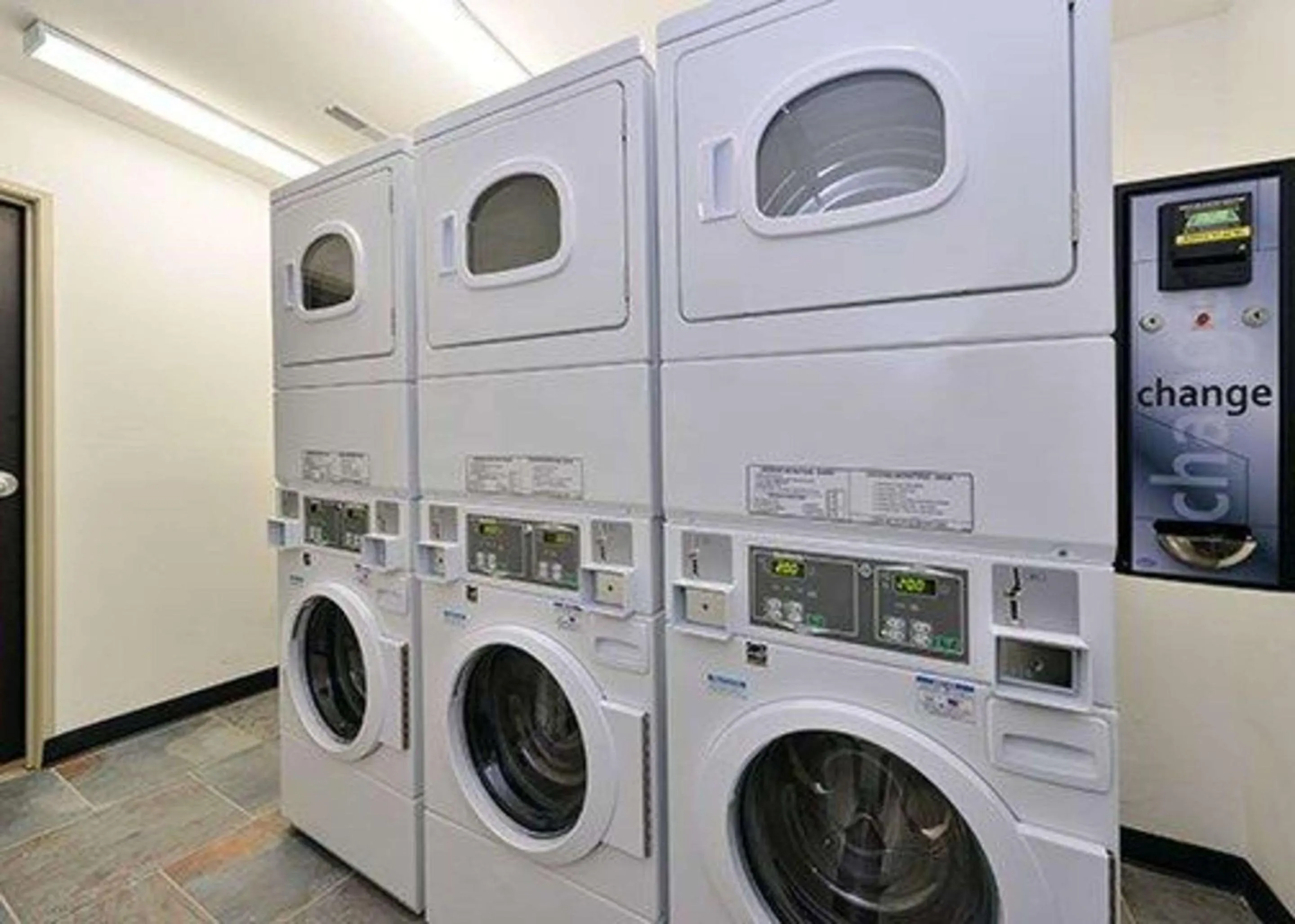 laundry in Sleep Inn & Suites And Conference Center Downtown