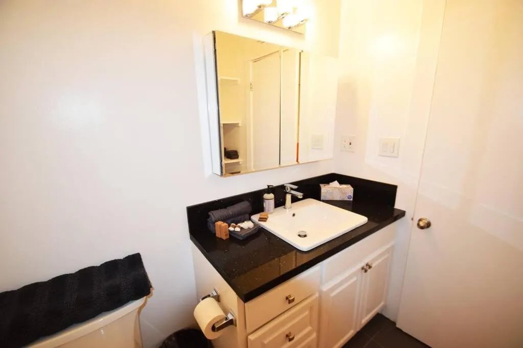 Bathroom in Villa by the Ocean in Venice Beach