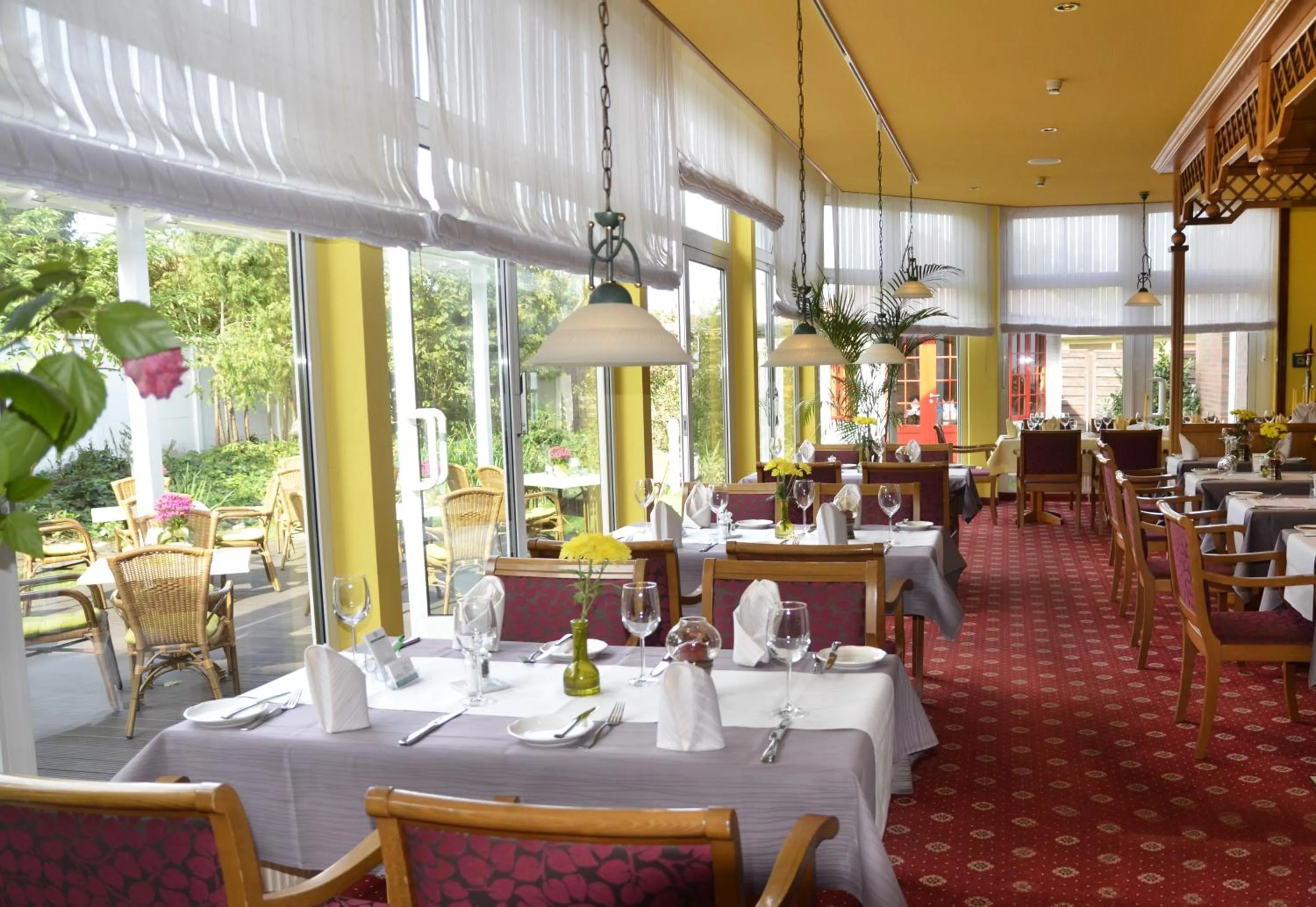 Restaurant/places to eat in Hotel Landhaus Dierkow