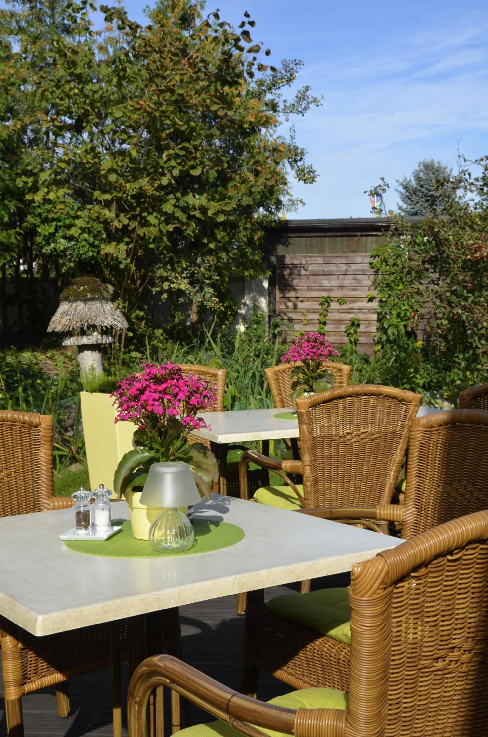 Garden in Hotel Landhaus Dierkow