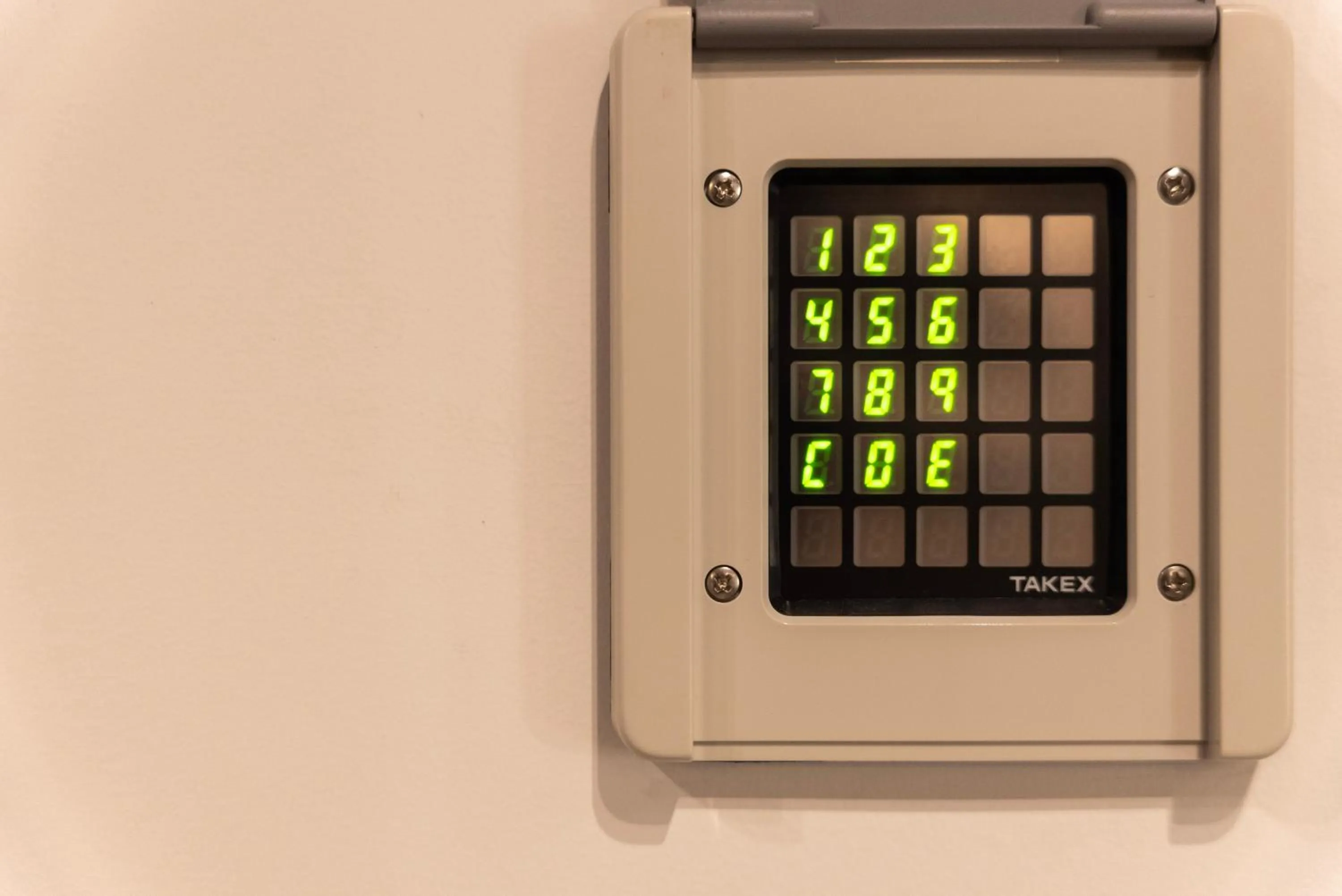 Photo of the whole room in WELLSTAY Osaka Shinimamiya Station