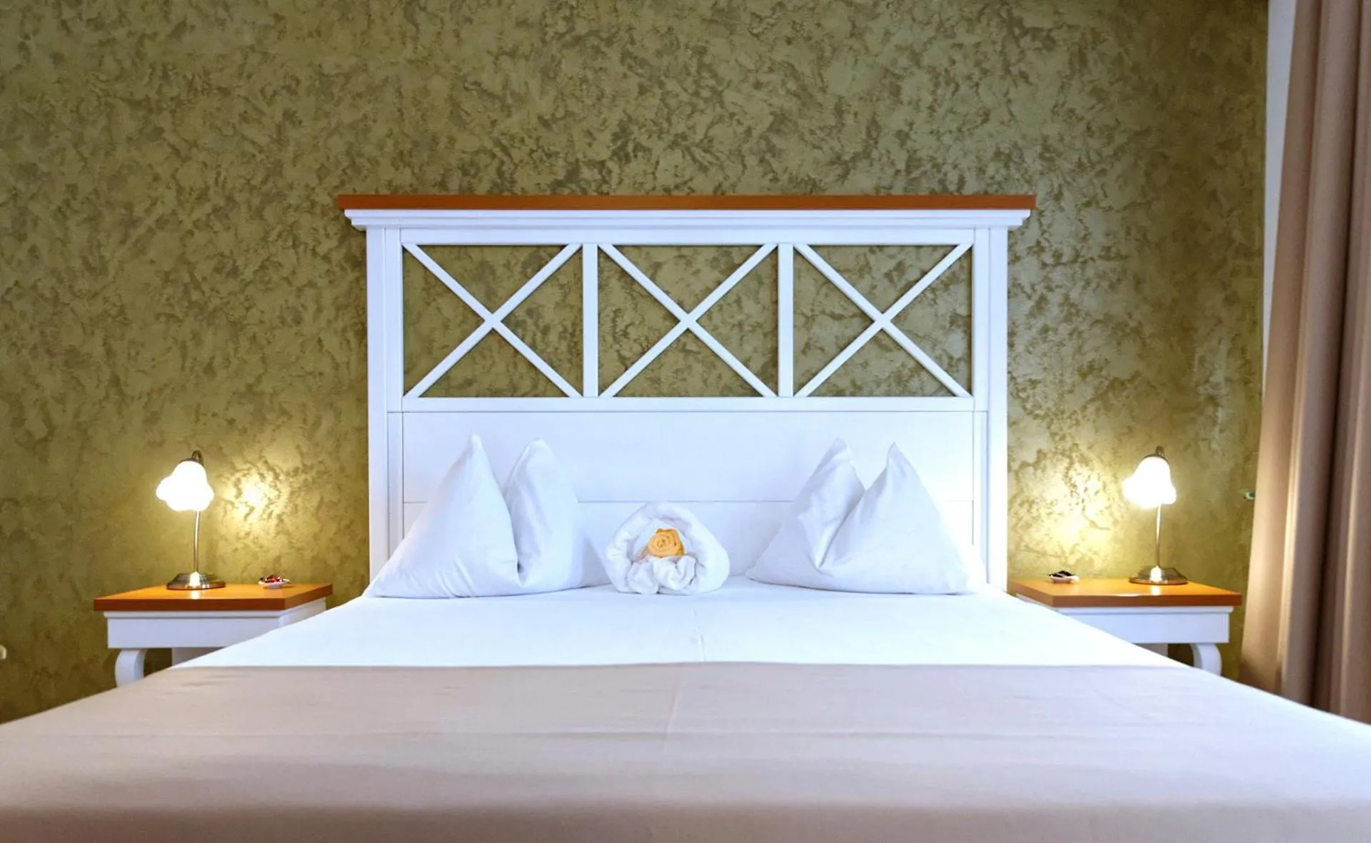 Bed in Hotel Albatros