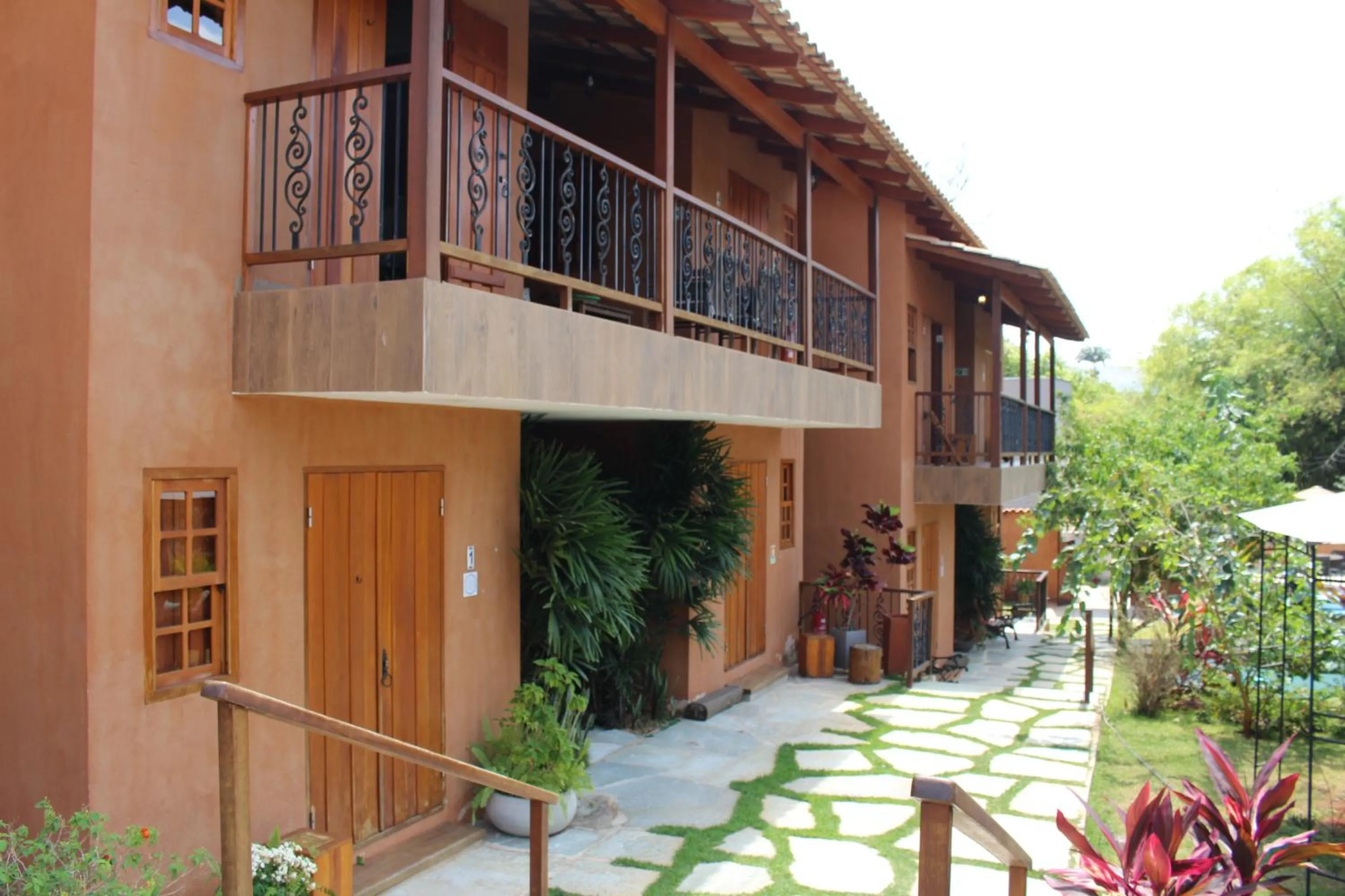 Property building in Confraria da Prata Flats