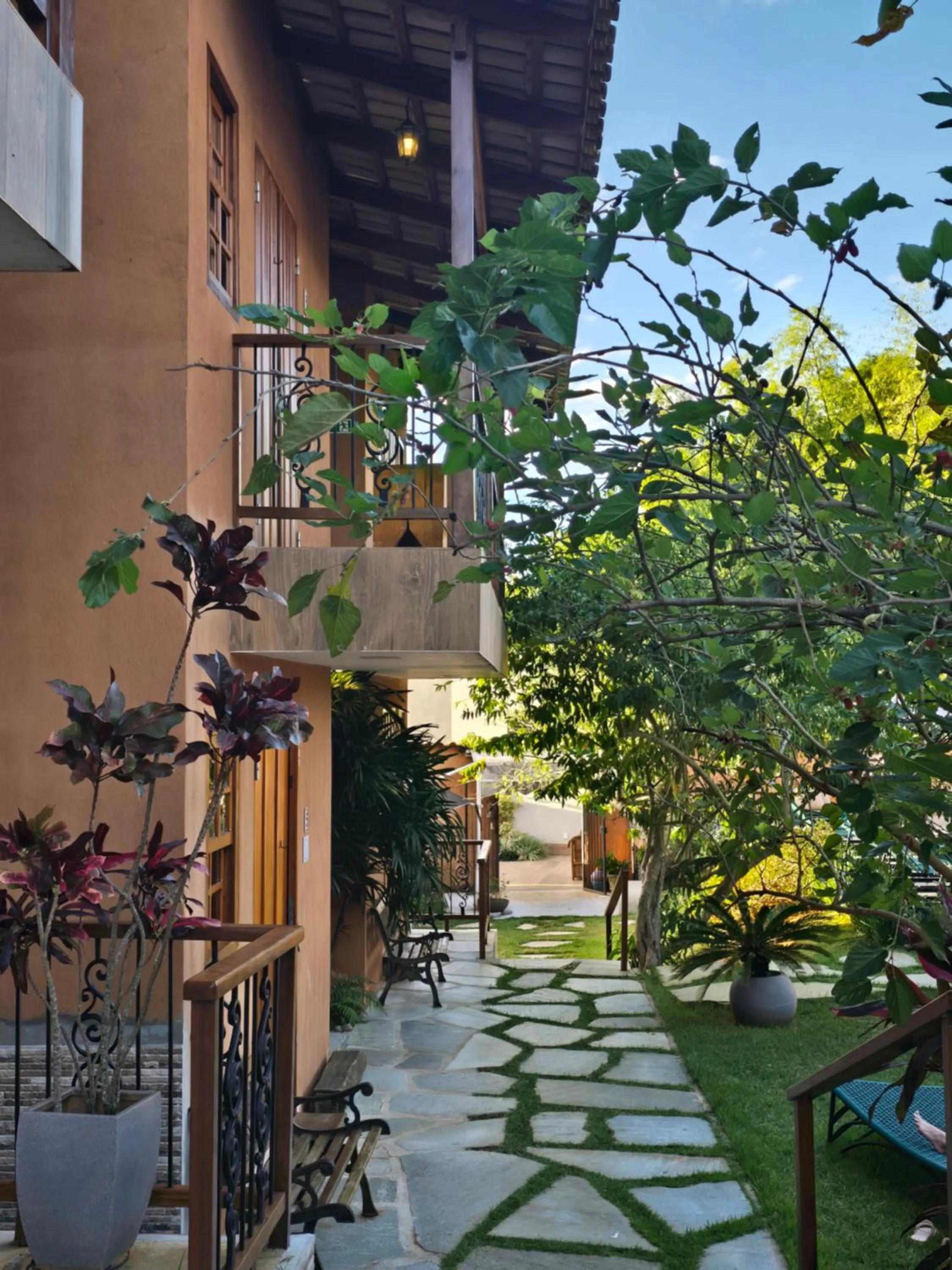 Property building in Confraria da Prata Flats