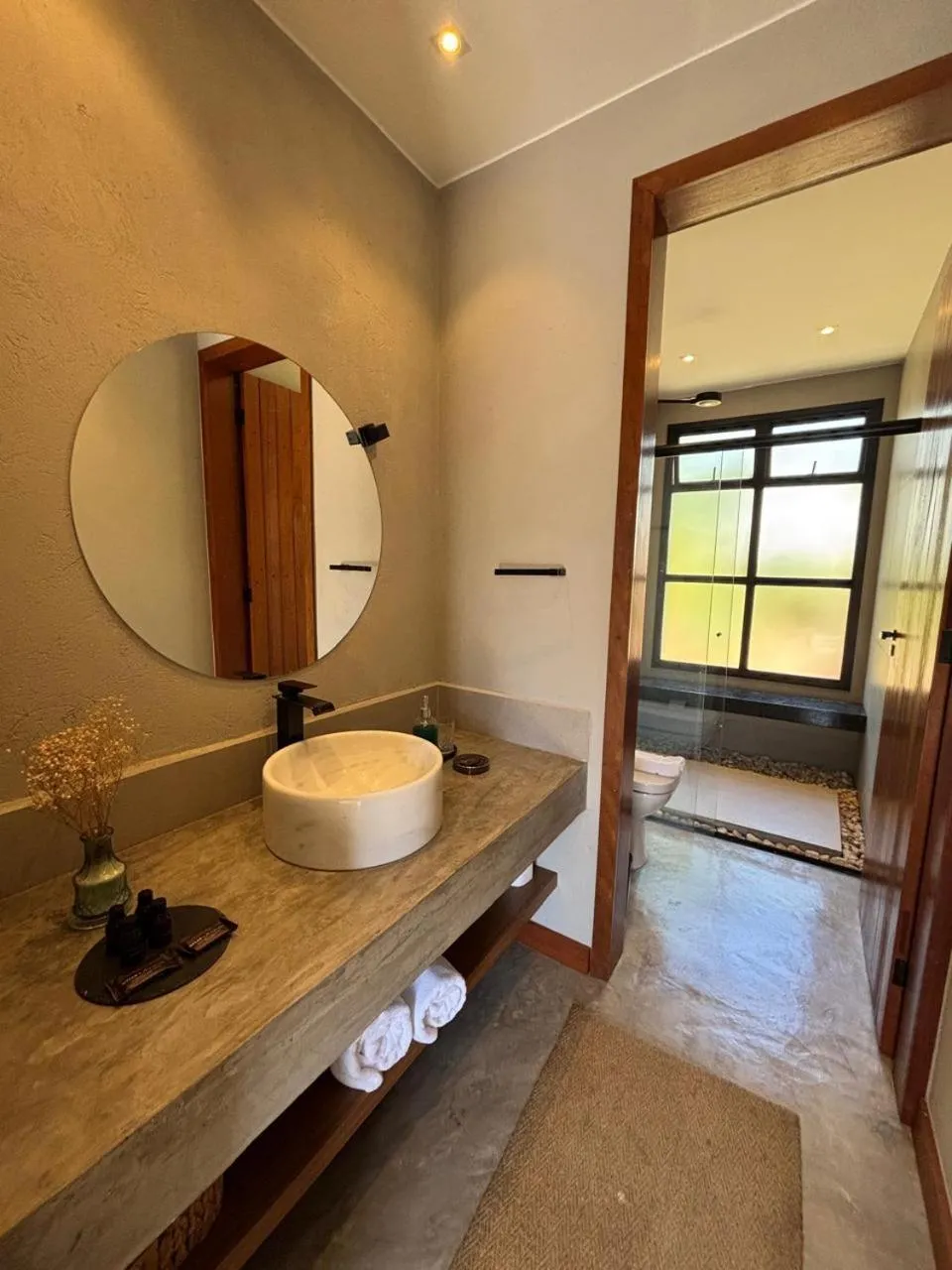 Bath in Confraria da Prata Flats