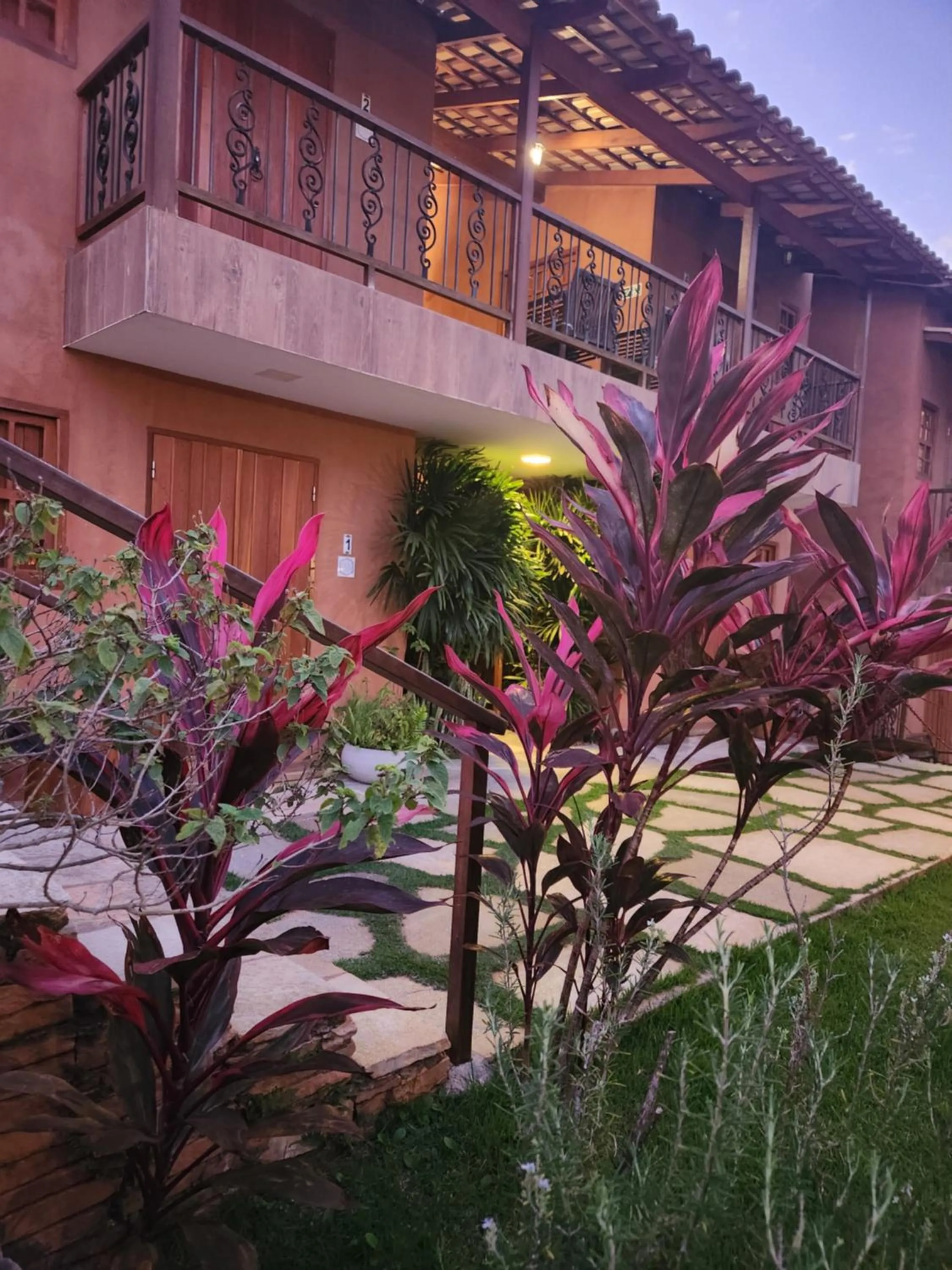 Property building in Confraria da Prata Flats