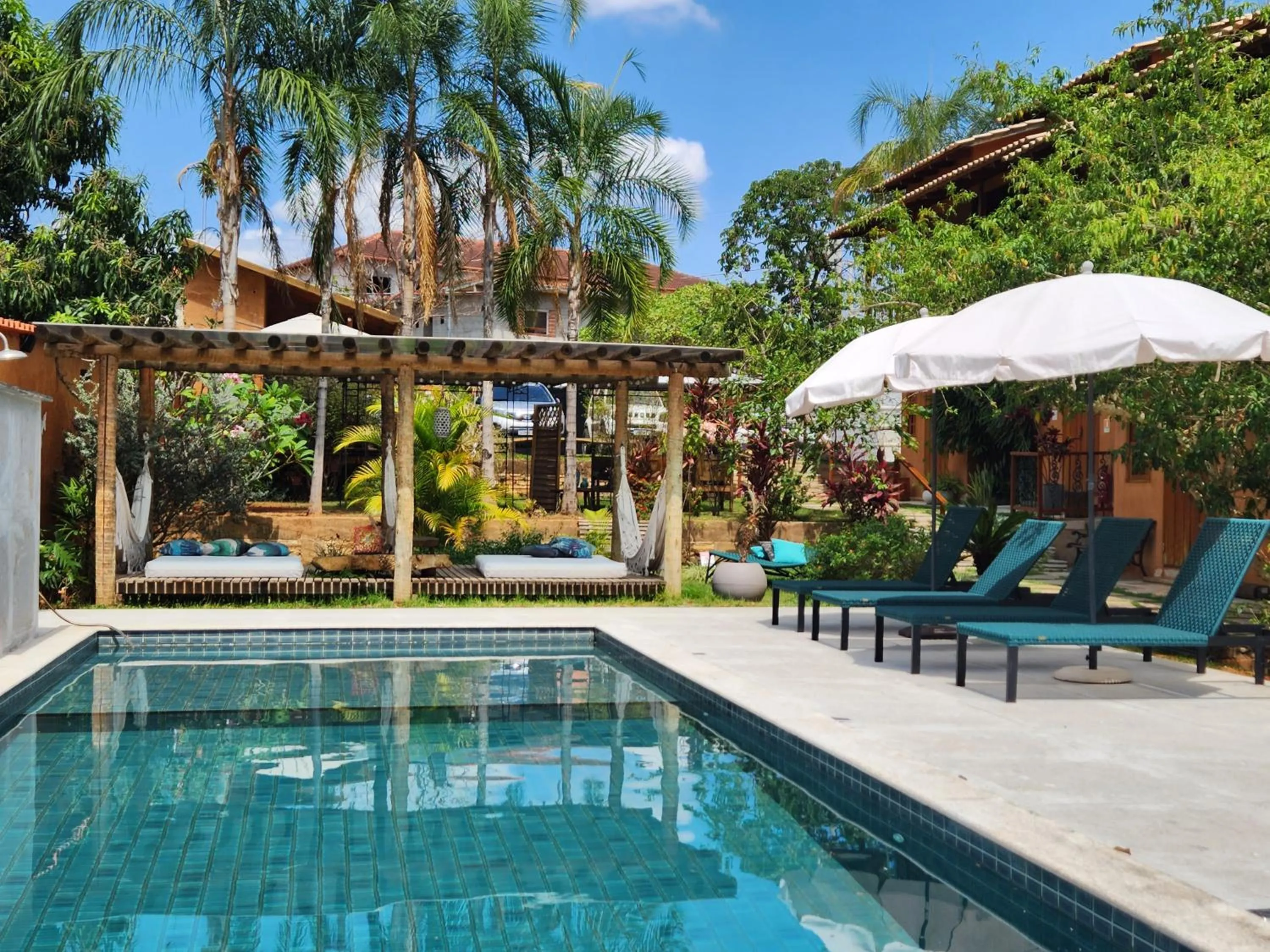 Swimming pool in Confraria da Prata Flats