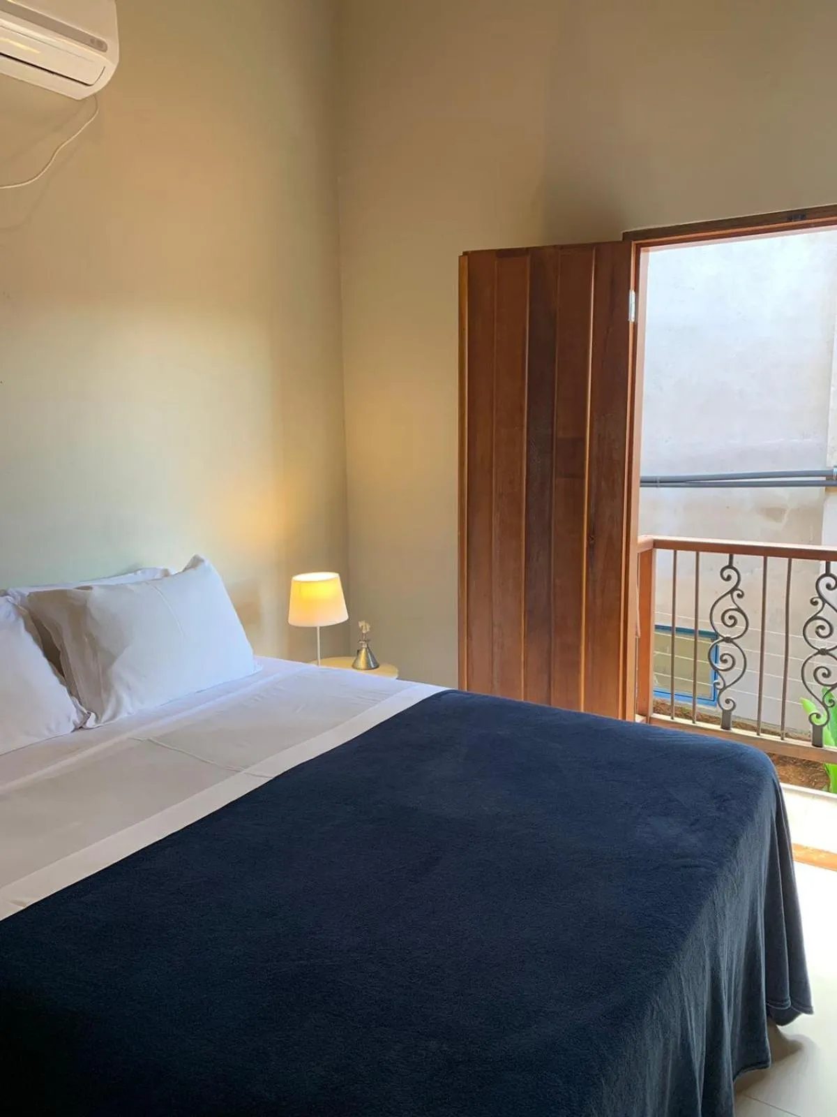 Bedroom, Bed in Confraria da Prata Flats