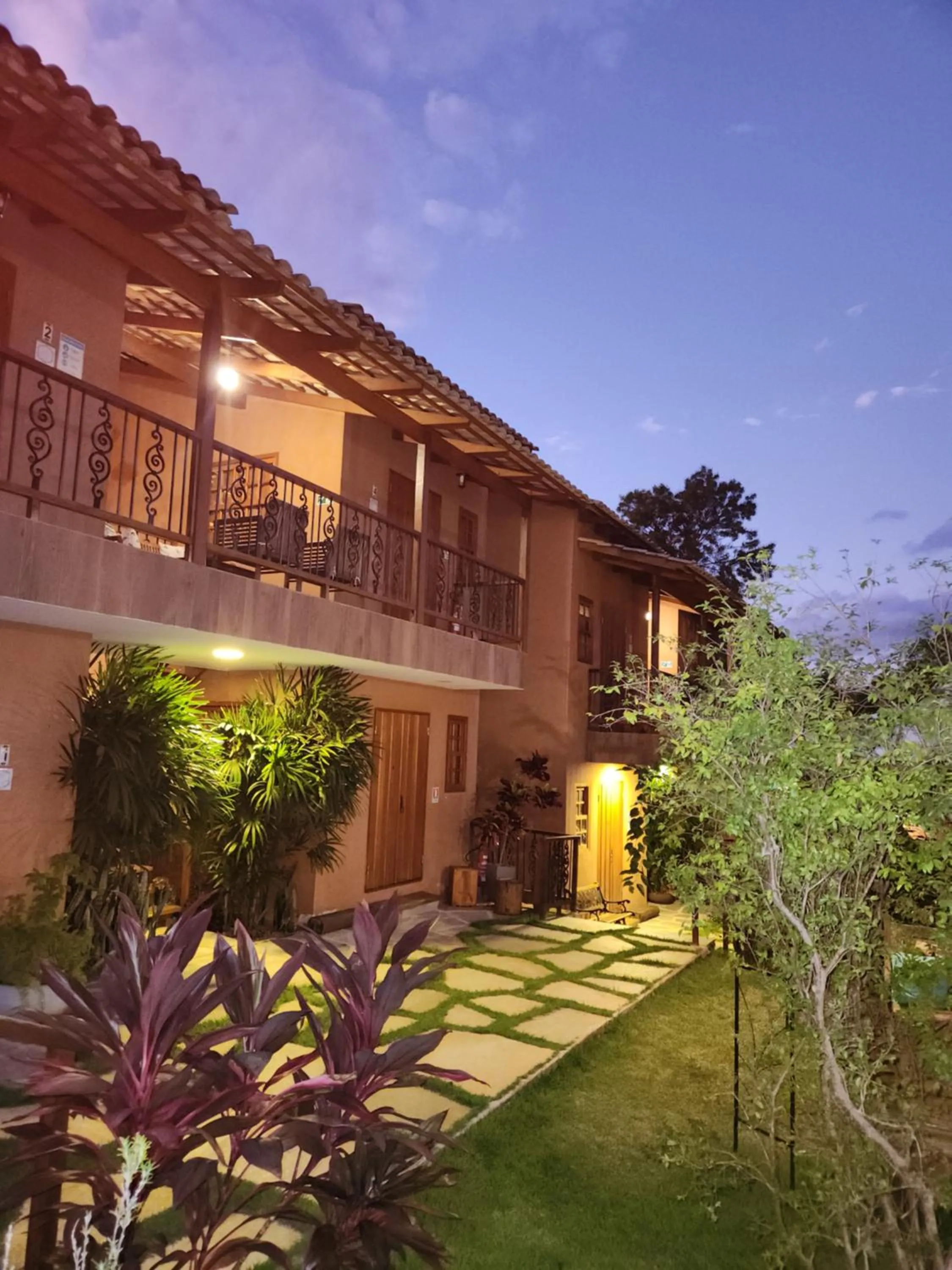 Property building in Confraria da Prata Flats