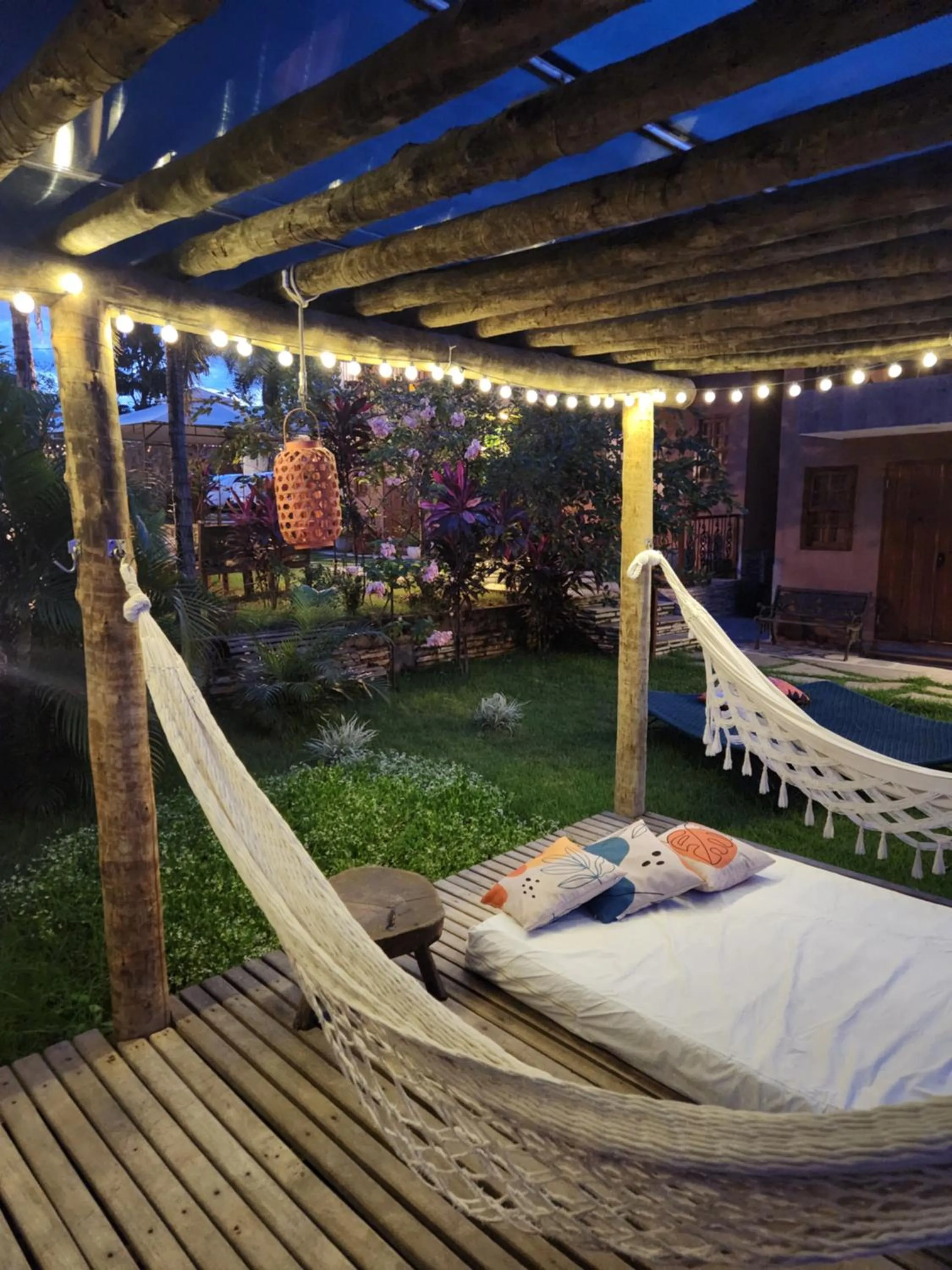 Night in Confraria da Prata Flats
