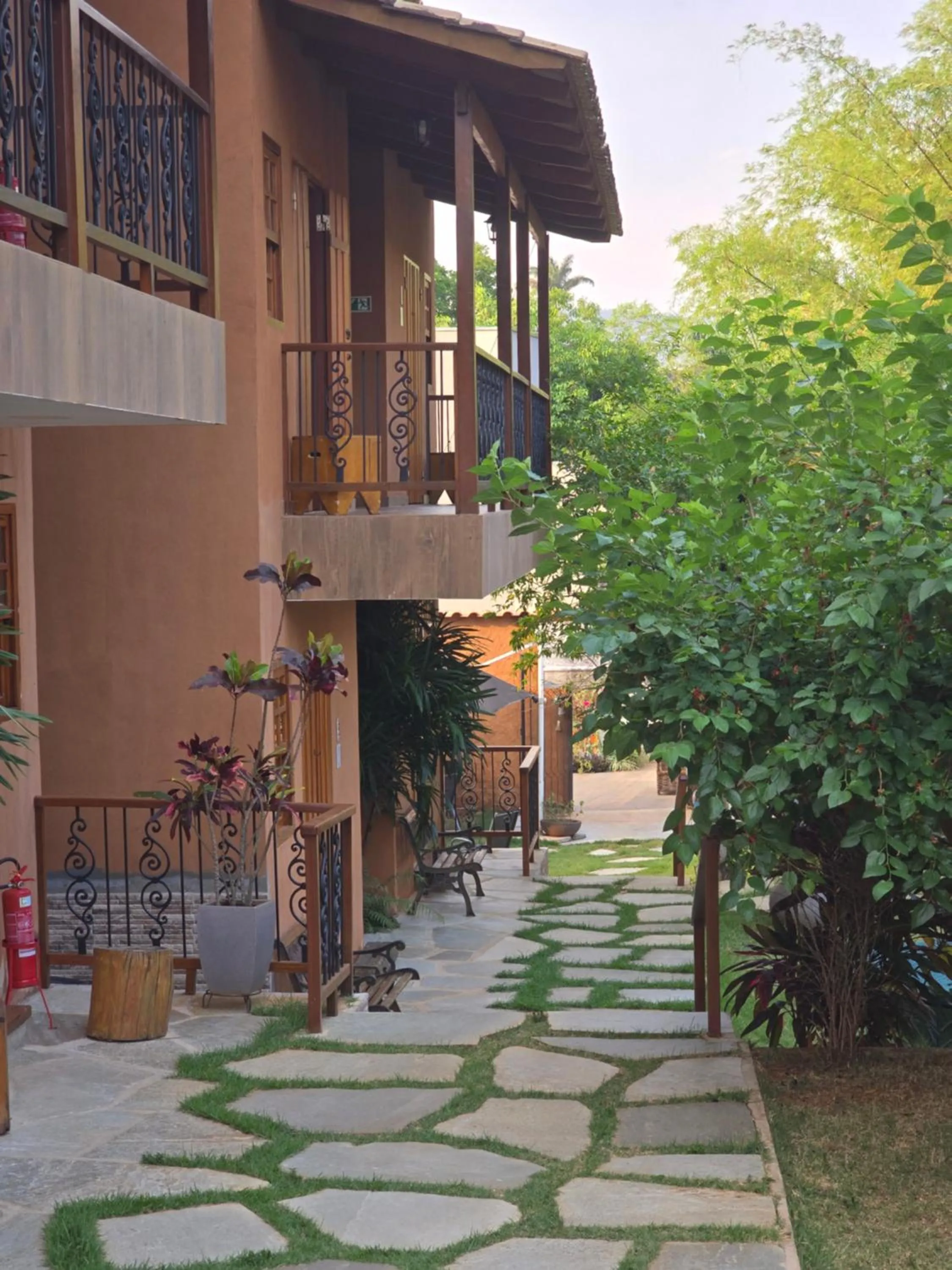 Garden view in Confraria da Prata Flats