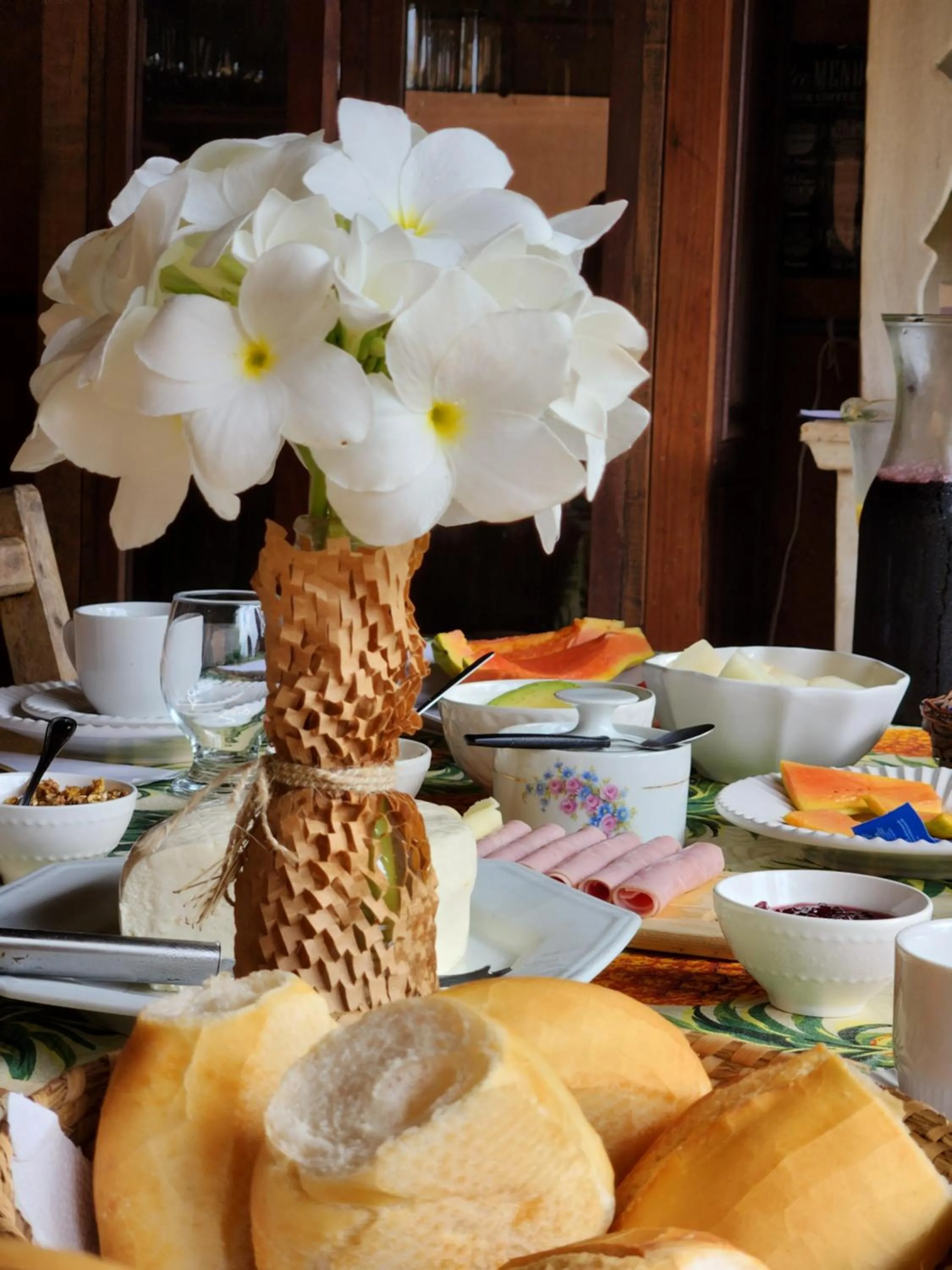 Breakfast in Confraria da Prata Flats