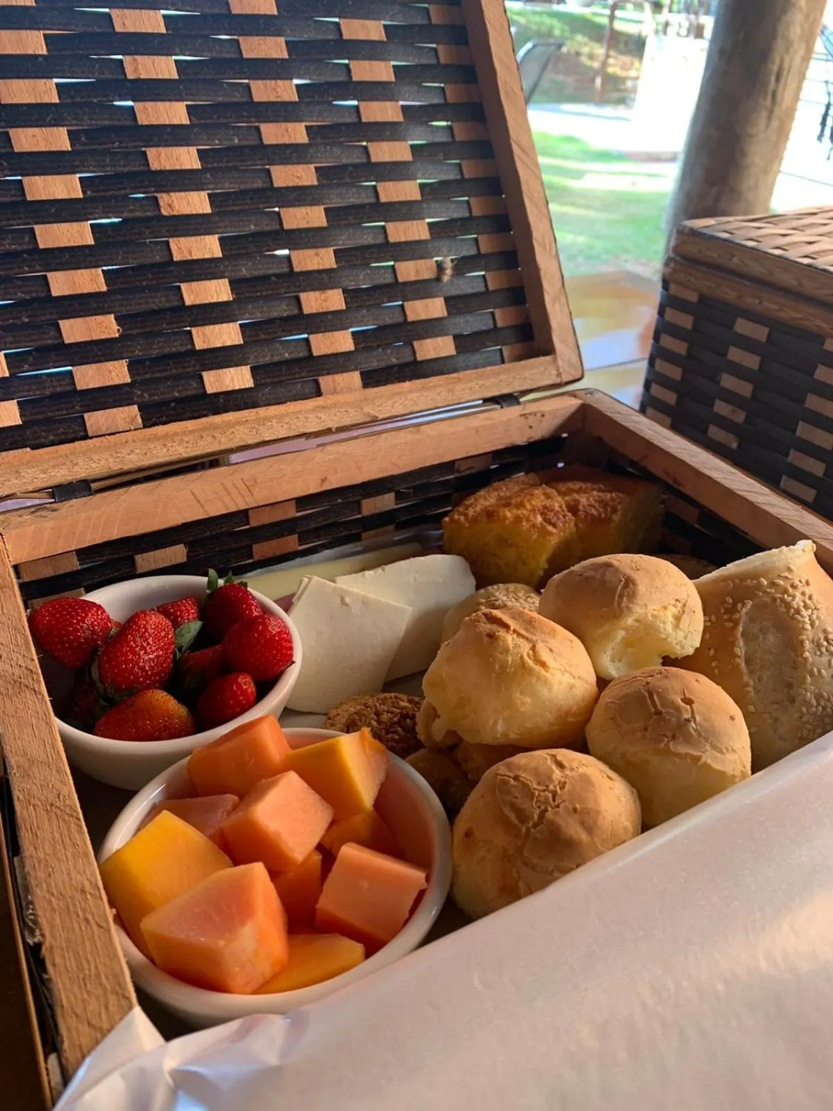 Breakfast in Confraria da Prata Flats
