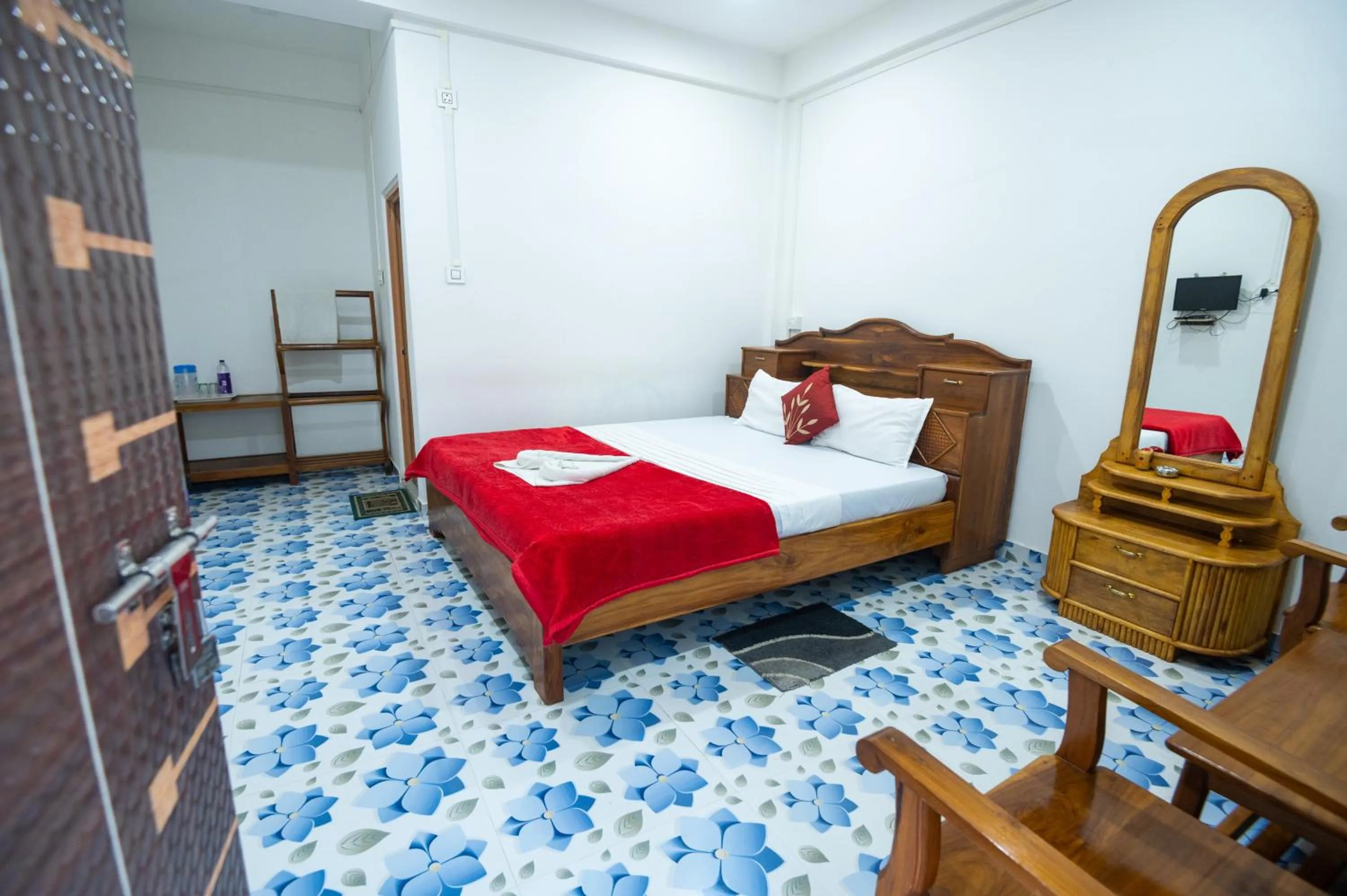 Bedroom in JUNGLE STAR MANSION