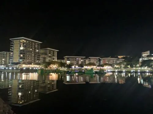 Absolute Waterfront Darwin - 1 Bedroom Apartments Over The Water