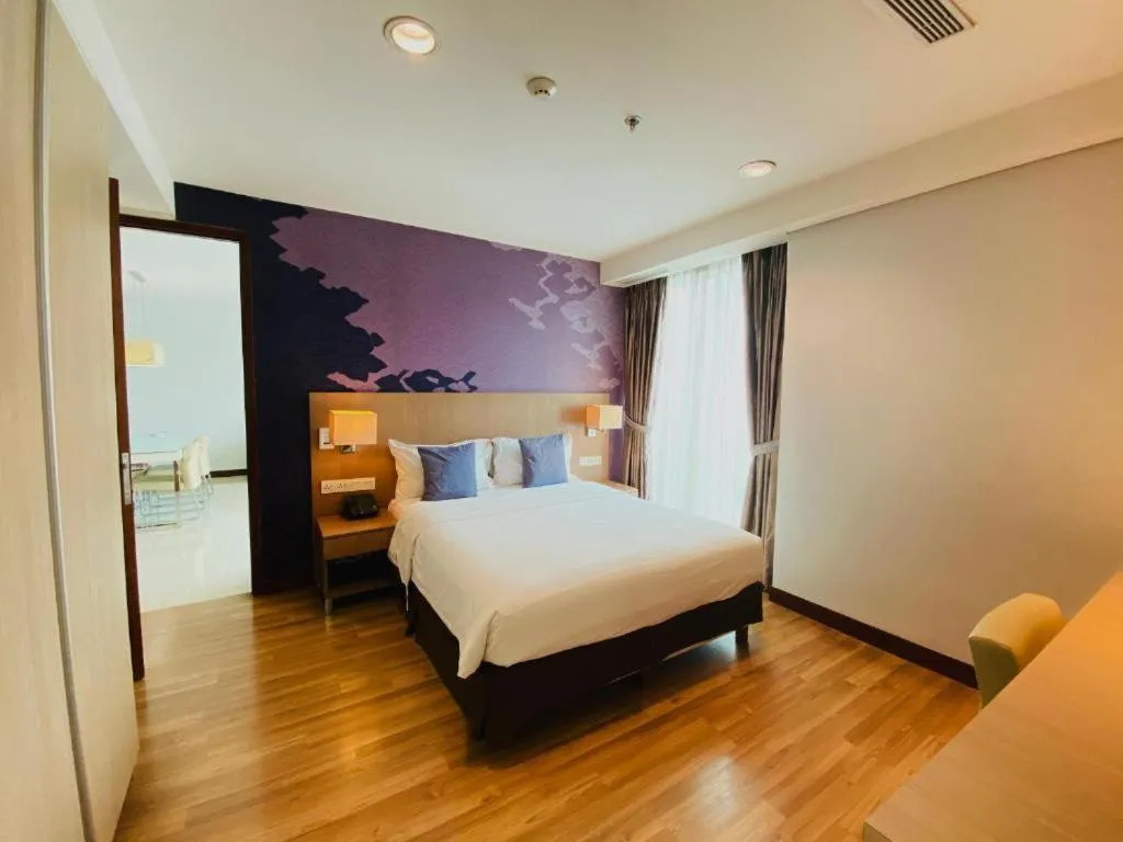 Bed in The H Tower Rasuna Suites Kuningan Jakarta By Villaloka